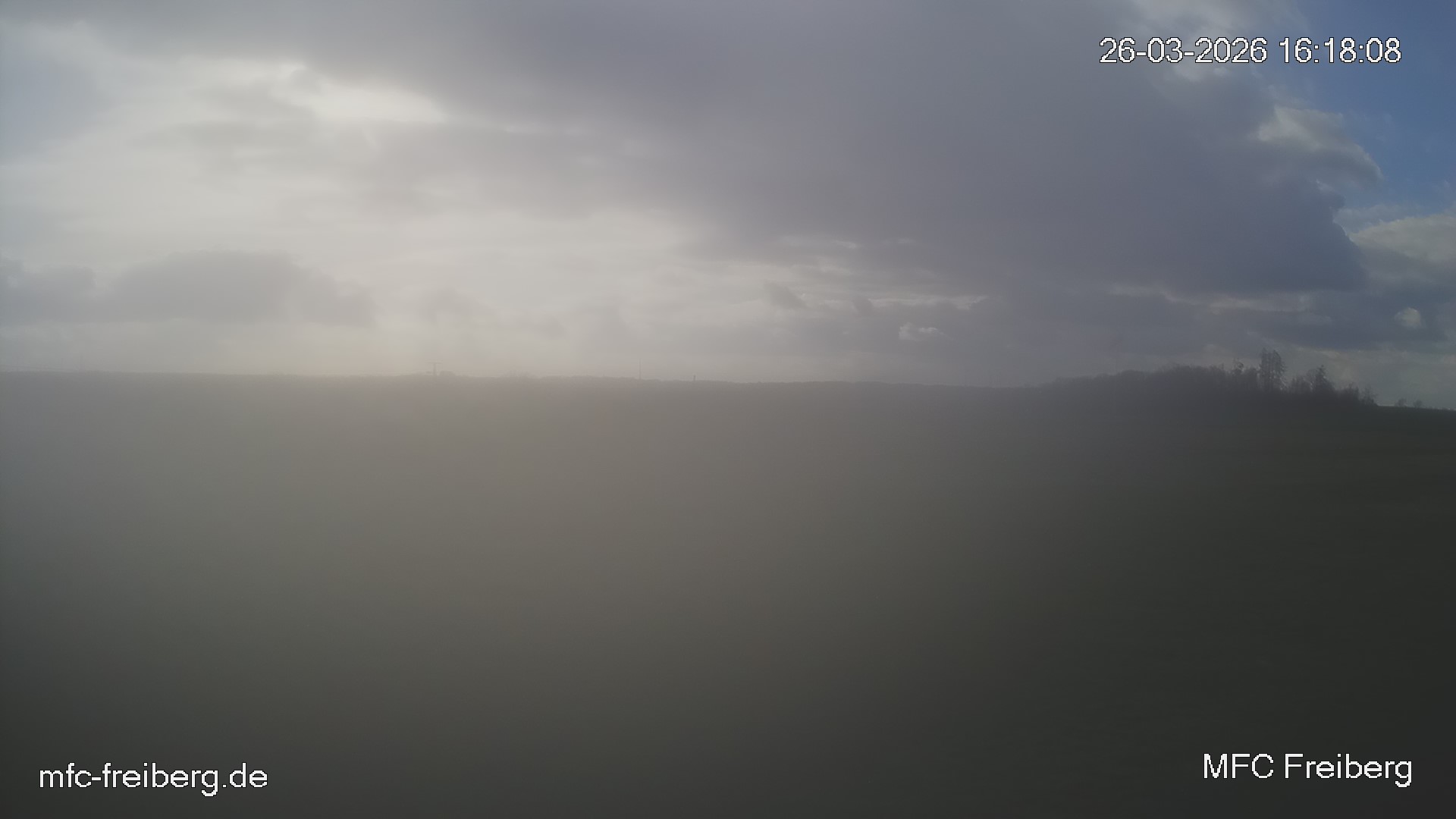 MFC Freiberg Flugplatz Webcam mfc-freiberg-flugplatz-webcam-2026-03-26-16-21.jpg Webcam vom Flugplatz Weissenborn Modellflugsportverein Freiberg