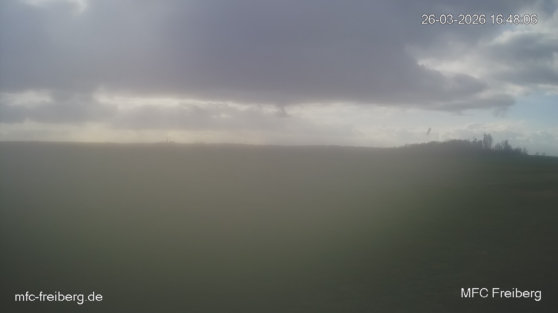 MFC Freiberg Flugplatz Webcam mfc-freiberg-flugplatz-webcam-2026-03-26-16-51.jpg Webcam vom Flugplatz Weissenborn Modellflugsportverein Freiberg