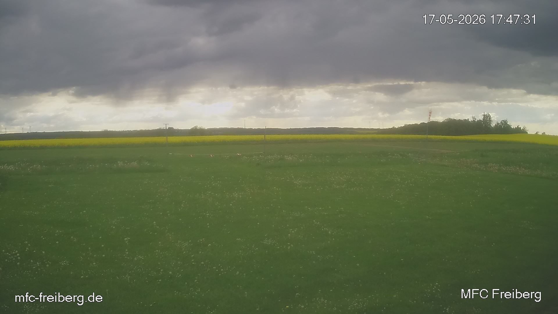 MFC Freiberg Flugplatz Webcam mfc-freiberg-flugplatz-webcam-2026-05-17-17-48.jpg Webcam vom Flugplatz Weissenborn Modellflugsportverein Freiberg