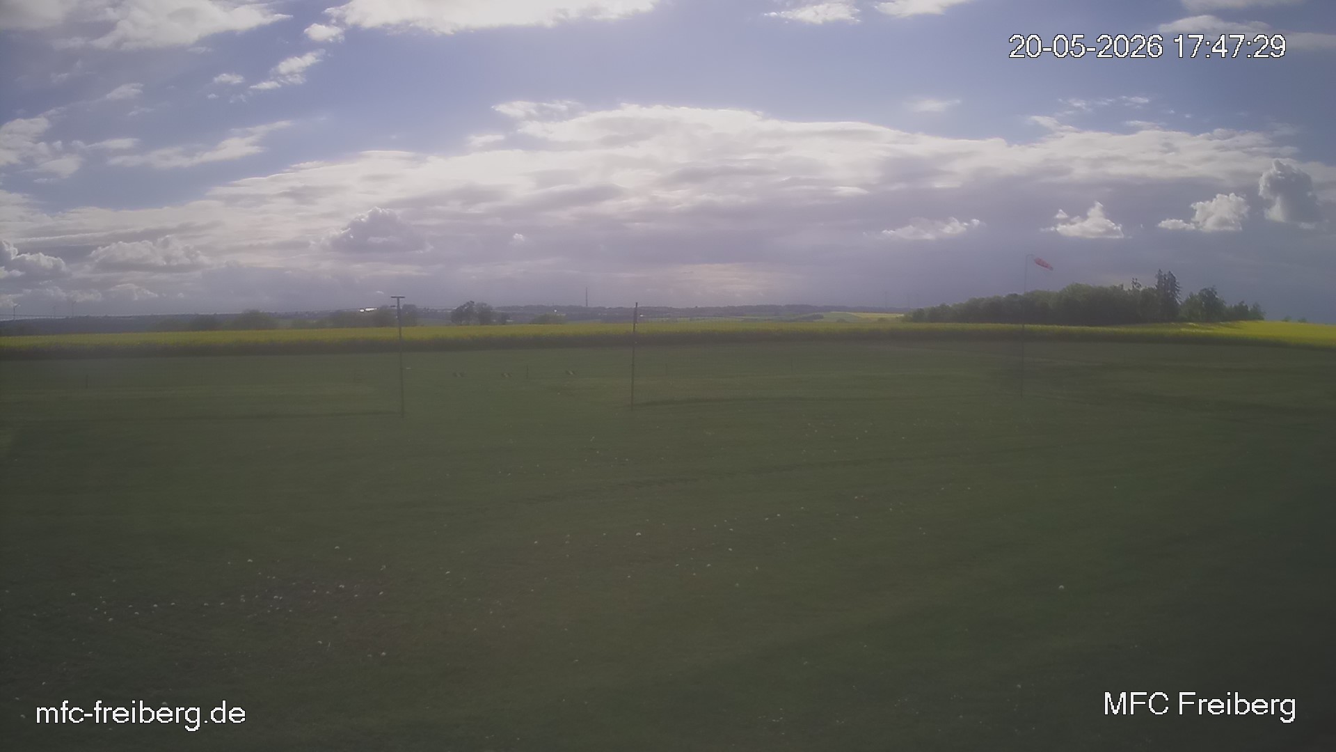MFC Freiberg Flugplatz Webcam mfc-freiberg-flugplatz-webcam-2026-05-20-17-48.jpg Webcam vom Flugplatz Weissenborn Modellflugsportverein Freiberg