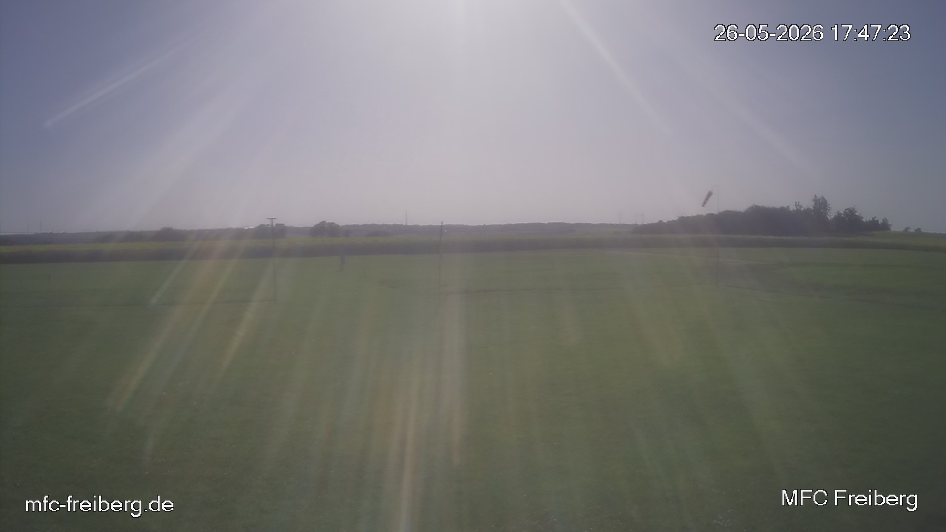 MFC Freiberg Flugplatz Webcam mfc-freiberg-flugplatz-webcam-2026-05-26-17-48.jpg Webcam vom Flugplatz Weissenborn Modellflugsportverein Freiberg