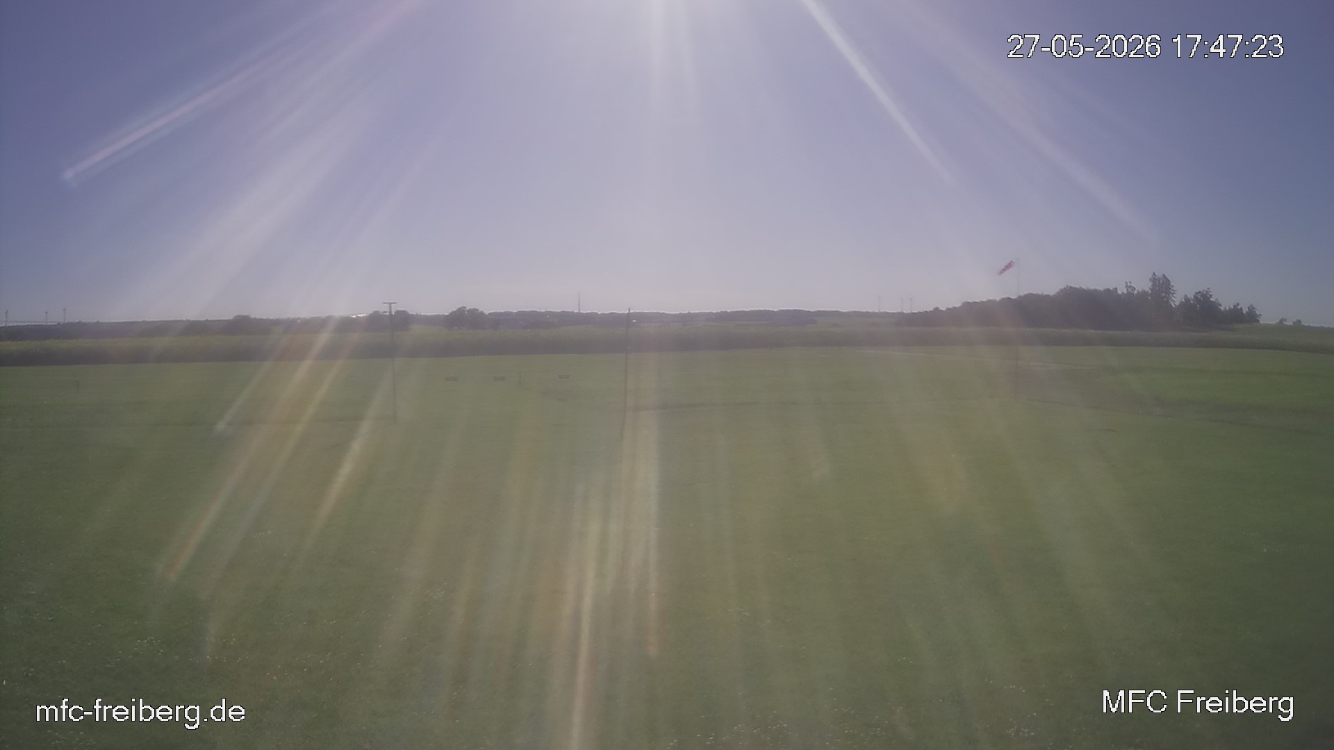 MFC Freiberg Flugplatz Webcam mfc-freiberg-flugplatz-webcam-2026-05-27-17-48.jpg Webcam vom Flugplatz Weissenborn Modellflugsportverein Freiberg