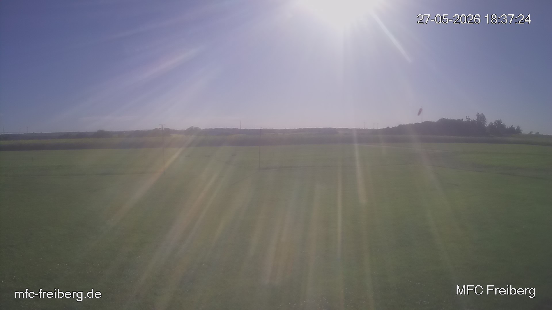 MFC Freiberg Flugplatz Webcam mfc-freiberg-flugplatz-webcam-2026-05-27-18-39.jpg Webcam vom Flugplatz Weissenborn Modellflugsportverein Freiberg