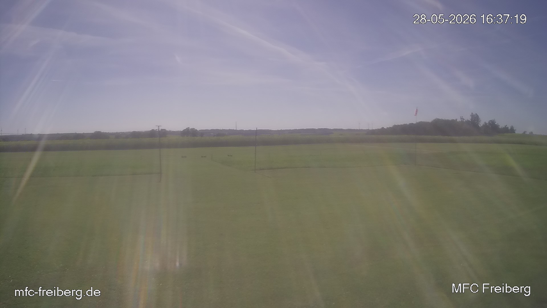 MFC Freiberg Flugplatz Webcam mfc-freiberg-flugplatz-webcam-2026-05-28-16-39.jpg Webcam vom Flugplatz Weissenborn Modellflugsportverein Freiberg