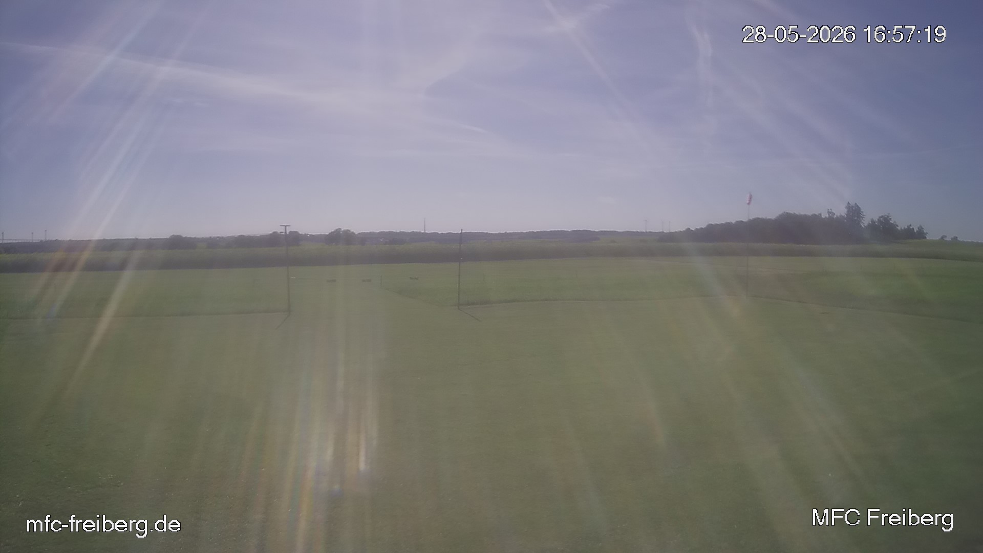 MFC Freiberg Flugplatz Webcam mfc-freiberg-flugplatz-webcam-2026-05-28-17-00.jpg Webcam vom Flugplatz Weissenborn Modellflugsportverein Freiberg