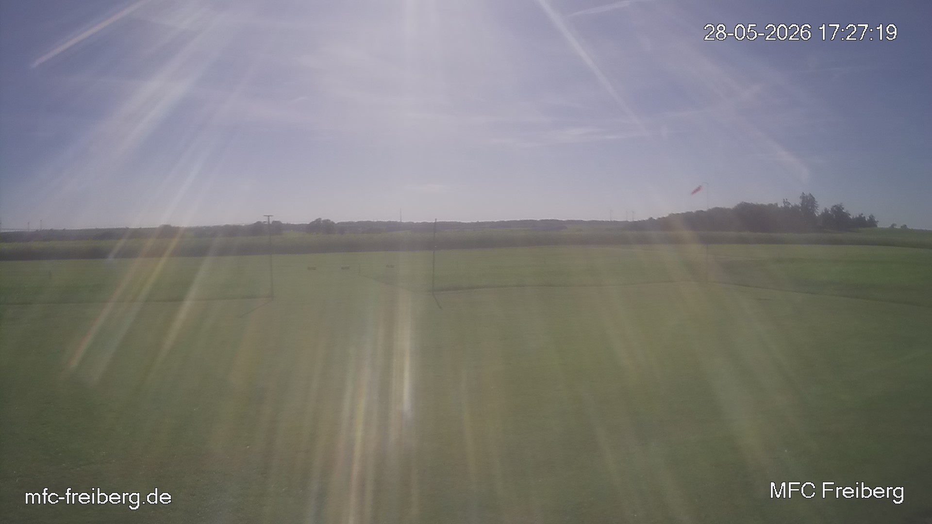 MFC Freiberg Flugplatz Webcam mfc-freiberg-flugplatz-webcam-2026-05-28-17-30.jpg Webcam vom Flugplatz Weissenborn Modellflugsportverein Freiberg