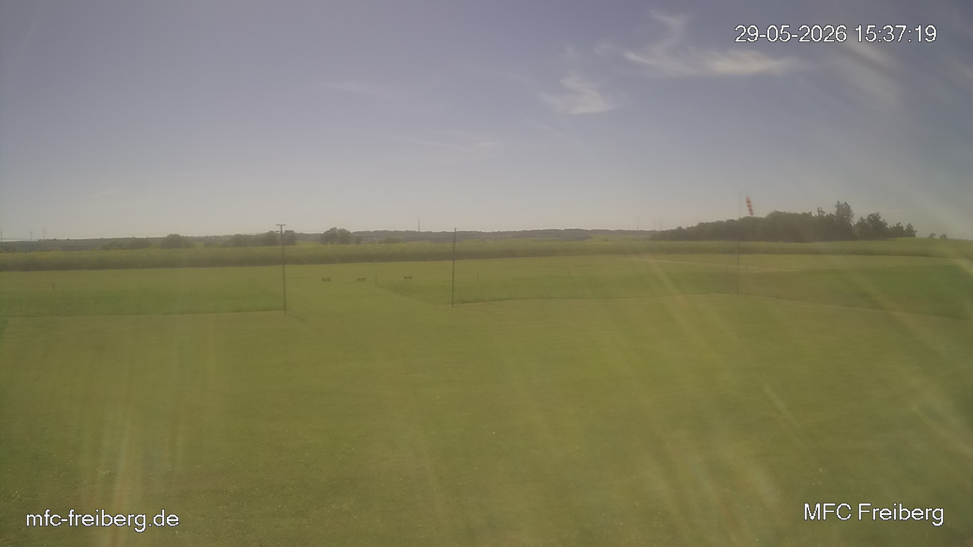 MFC Freiberg Flugplatz Webcam mfc-freiberg-flugplatz-webcam-2026-05-29-15-39.jpg Webcam vom Flugplatz Weissenborn Modellflugsportverein Freiberg