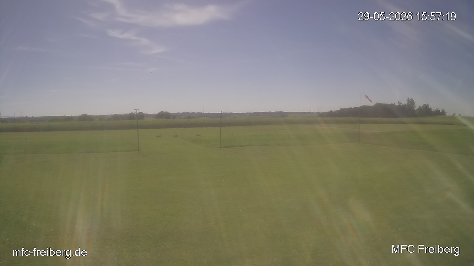 MFC Freiberg Flugplatz Webcam mfc-freiberg-flugplatz-webcam-2026-05-29-16-00.jpg Webcam vom Flugplatz Weissenborn Modellflugsportverein Freiberg