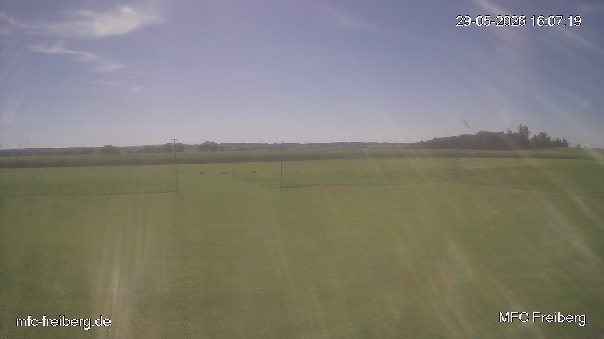 MFC Freiberg Flugplatz Webcam mfc-freiberg-flugplatz-webcam-2026-05-29-16-09.jpg Webcam vom Flugplatz Weissenborn Modellflugsportverein Freiberg