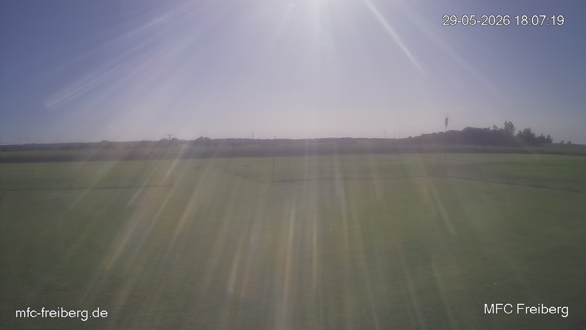 MFC Freiberg Flugplatz Webcam mfc-freiberg-flugplatz-webcam-2026-05-29-18-09.jpg Webcam vom Flugplatz Weissenborn Modellflugsportverein Freiberg