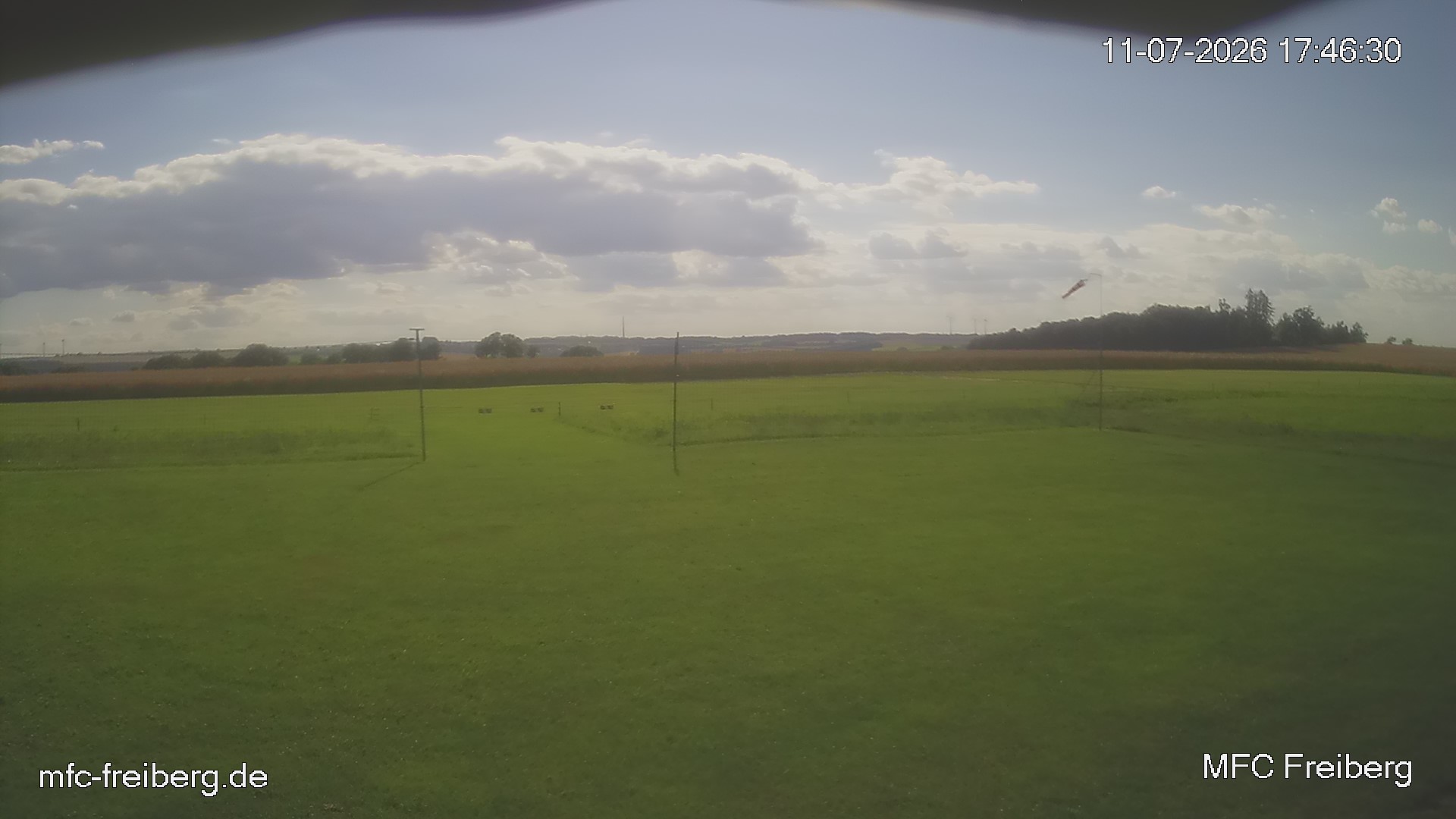 MFC Freiberg Flugplatz Webcam mfc-freiberg-flugplatz-webcam-2026-07-11-17-48.jpg Webcam vom Flugplatz Weissenborn Modellflugsportverein Freiberg