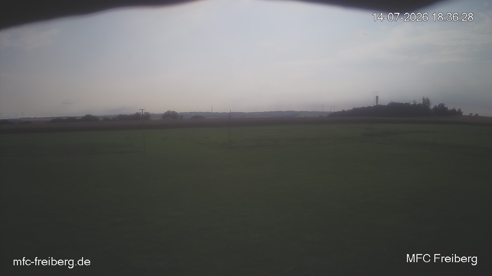 MFC Freiberg Flugplatz Webcam mfc-freiberg-flugplatz-webcam-2026-07-14-18-39.jpg Webcam vom Flugplatz Weissenborn Modellflugsportverein Freiberg