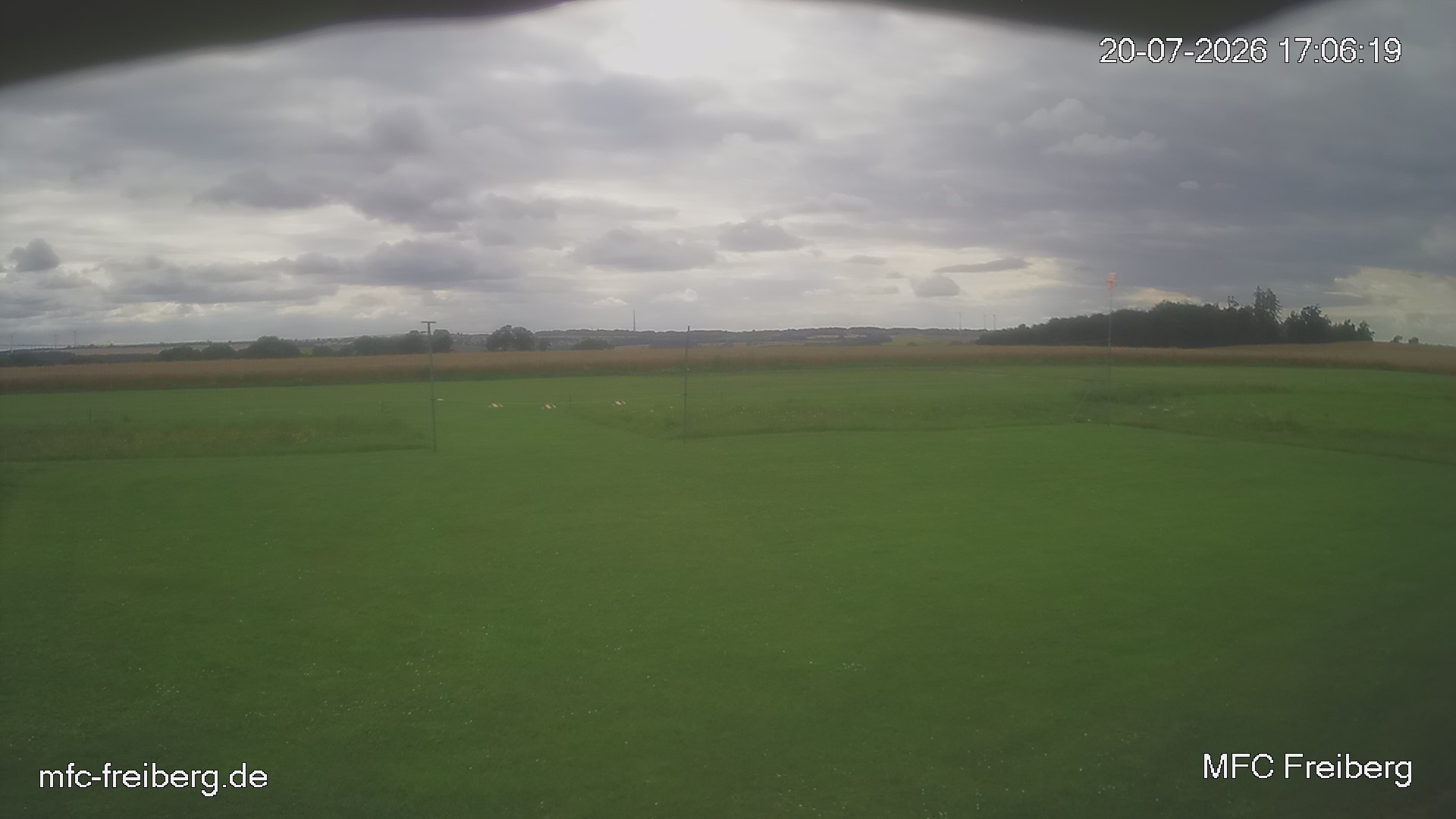 MFC Freiberg Flugplatz Webcam mfc-freiberg-flugplatz-webcam-2026-07-20-17-09.jpg Webcam vom Flugplatz Weissenborn Modellflugsportverein Freiberg