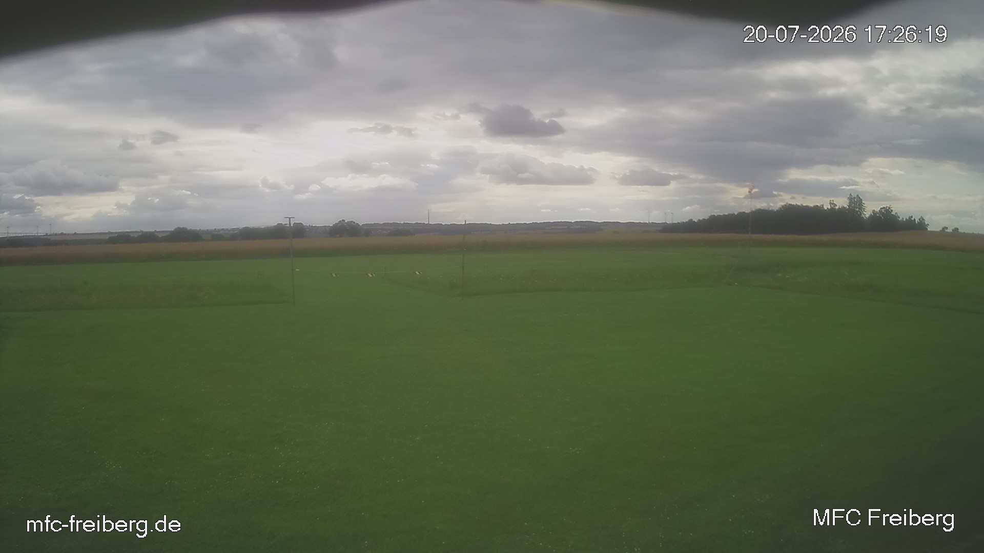 MFC Freiberg Flugplatz Webcam mfc-freiberg-flugplatz-webcam-2026-07-20-17-27.jpg Webcam vom Flugplatz Weissenborn Modellflugsportverein Freiberg