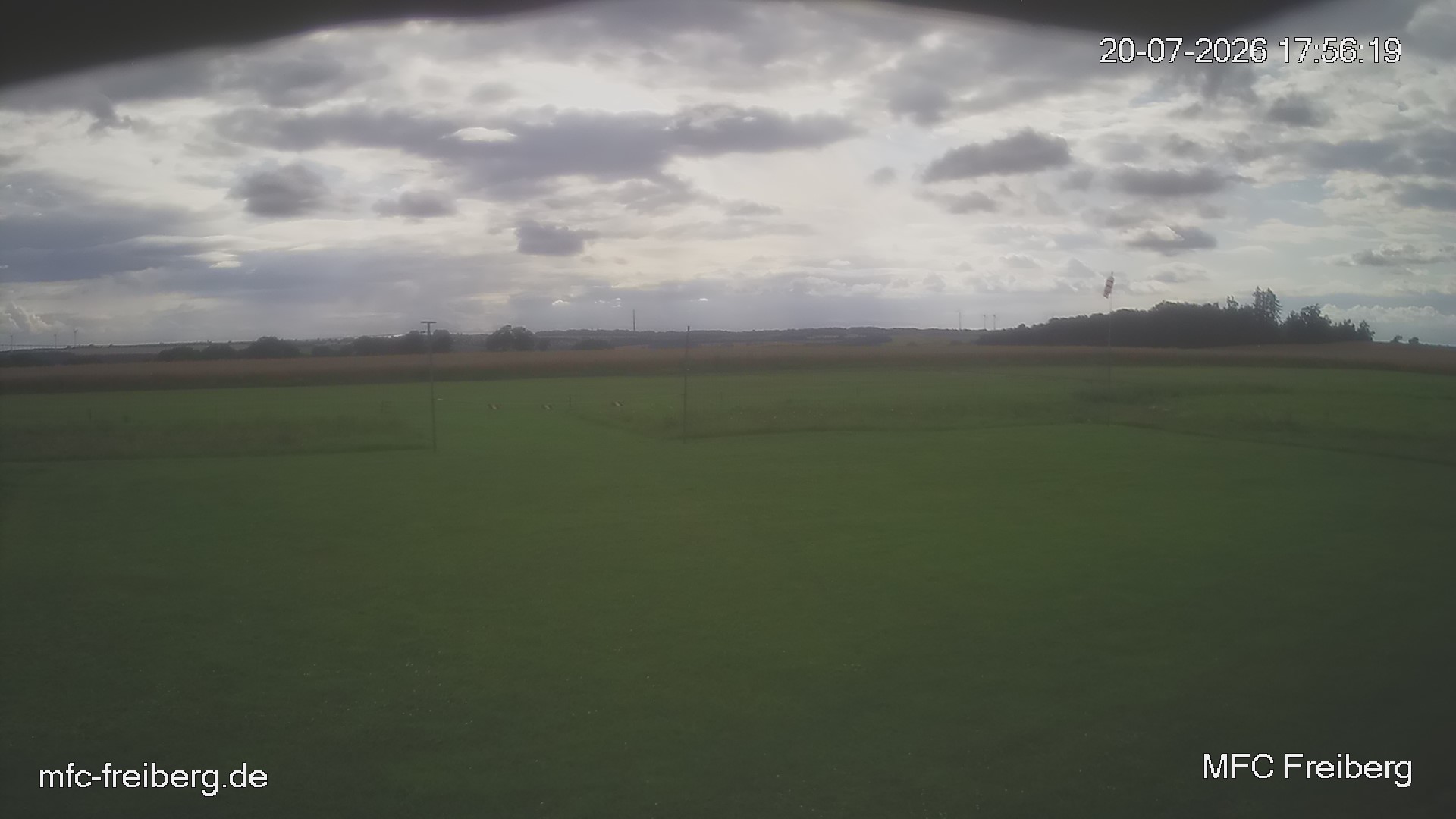 MFC Freiberg Flugplatz Webcam mfc-freiberg-flugplatz-webcam-2026-07-20-17-57.jpg Webcam vom Flugplatz Weissenborn Modellflugsportverein Freiberg