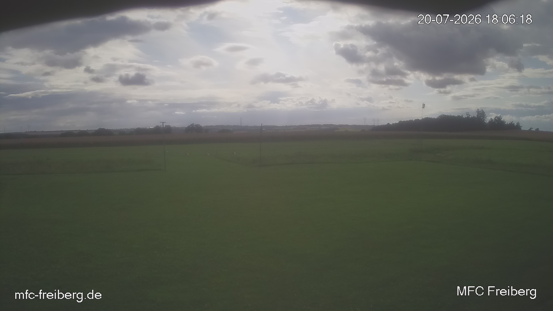 MFC Freiberg Flugplatz Webcam mfc-freiberg-flugplatz-webcam-2026-07-20-18-09.jpg Webcam vom Flugplatz Weissenborn Modellflugsportverein Freiberg