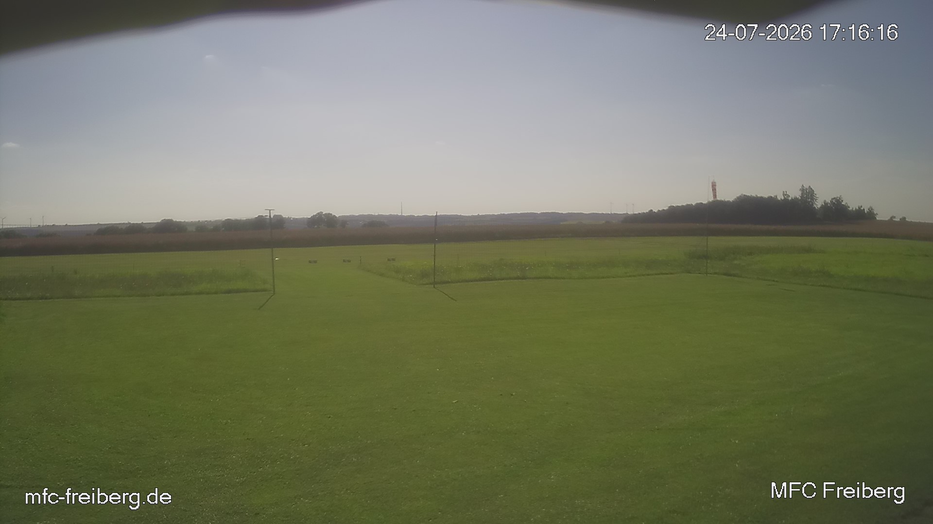 MFC Freiberg Flugplatz Webcam mfc-freiberg-flugplatz-webcam-2026-07-24-17-18.jpg Webcam vom Flugplatz Weissenborn Modellflugsportverein Freiberg