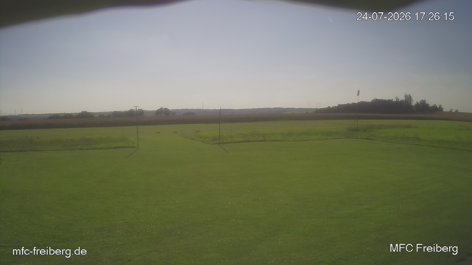 MFC Freiberg Flugplatz Webcam mfc-freiberg-flugplatz-webcam-2026-07-24-17-27.jpg Webcam vom Flugplatz Weissenborn Modellflugsportverein Freiberg