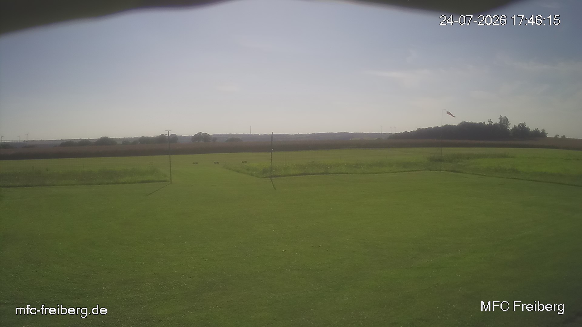 MFC Freiberg Flugplatz Webcam mfc-freiberg-flugplatz-webcam-2026-07-24-17-48.jpg Webcam vom Flugplatz Weissenborn Modellflugsportverein Freiberg