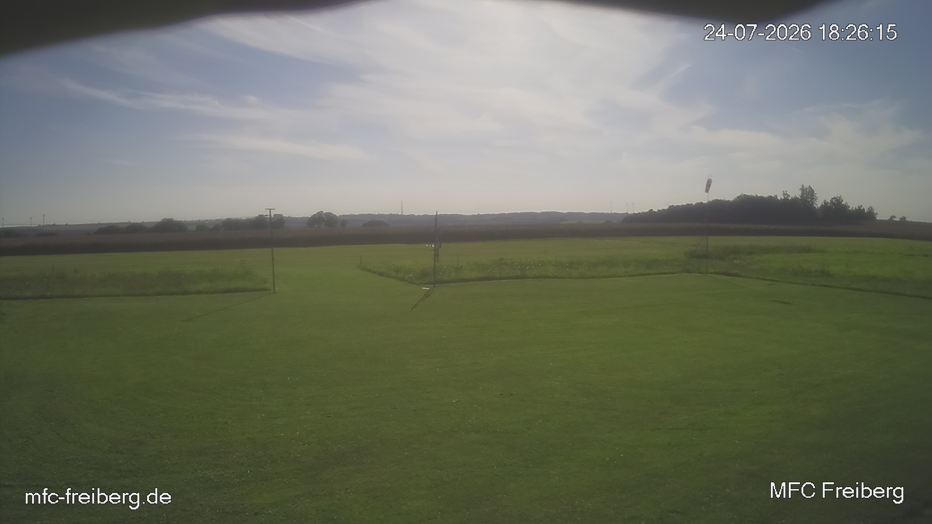 MFC Freiberg Flugplatz Webcam mfc-freiberg-flugplatz-webcam-2026-07-24-18-27.jpg Webcam vom Flugplatz Weissenborn Modellflugsportverein Freiberg