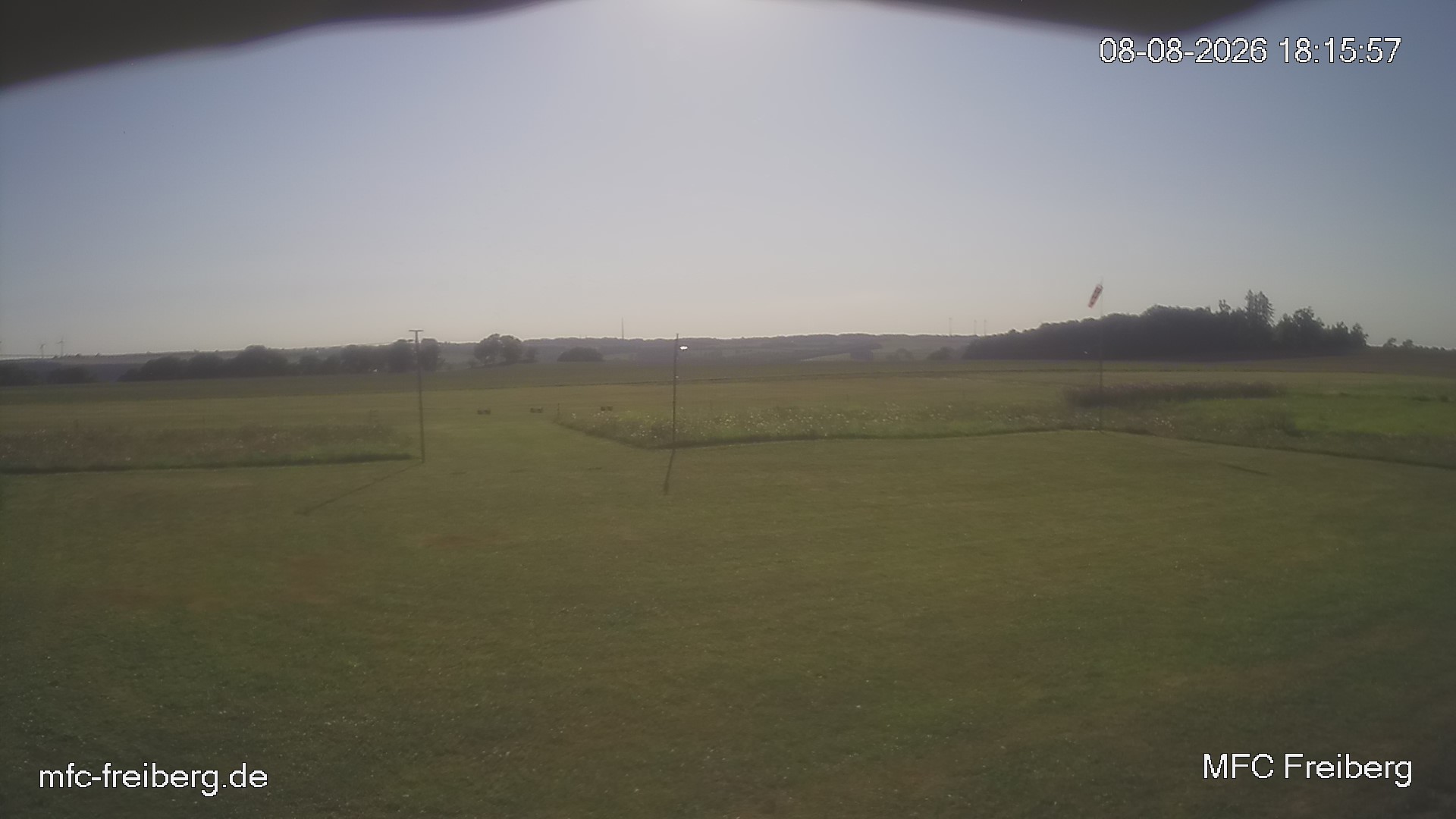 MFC Freiberg Flugplatz Webcam mfc-freiberg-flugplatz-webcam-2026-08-08-18-18.jpg Webcam vom Flugplatz Weissenborn Modellflugsportverein Freiberg
