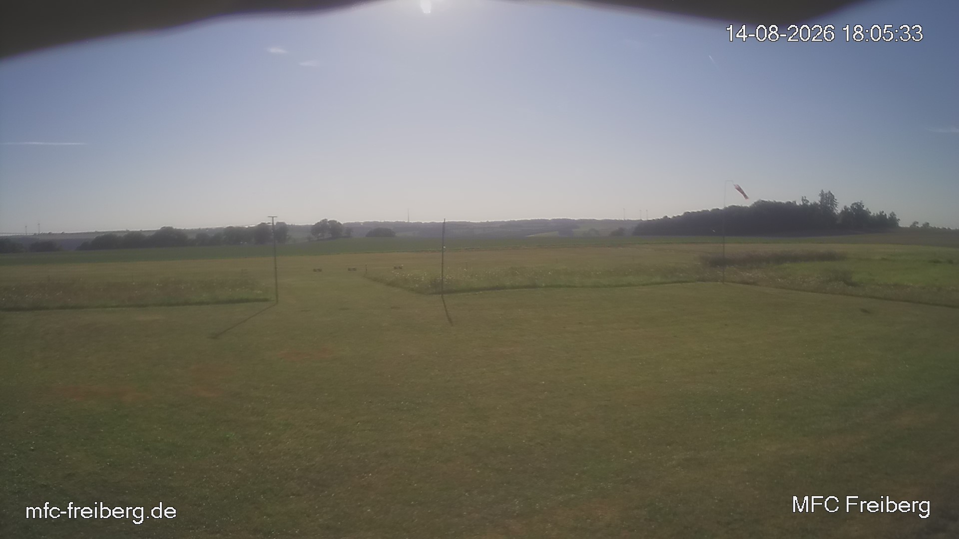 MFC Freiberg Flugplatz Webcam mfc-freiberg-flugplatz-webcam-2026-08-14-18-06.jpg Webcam vom Flugplatz Weissenborn Modellflugsportverein Freiberg