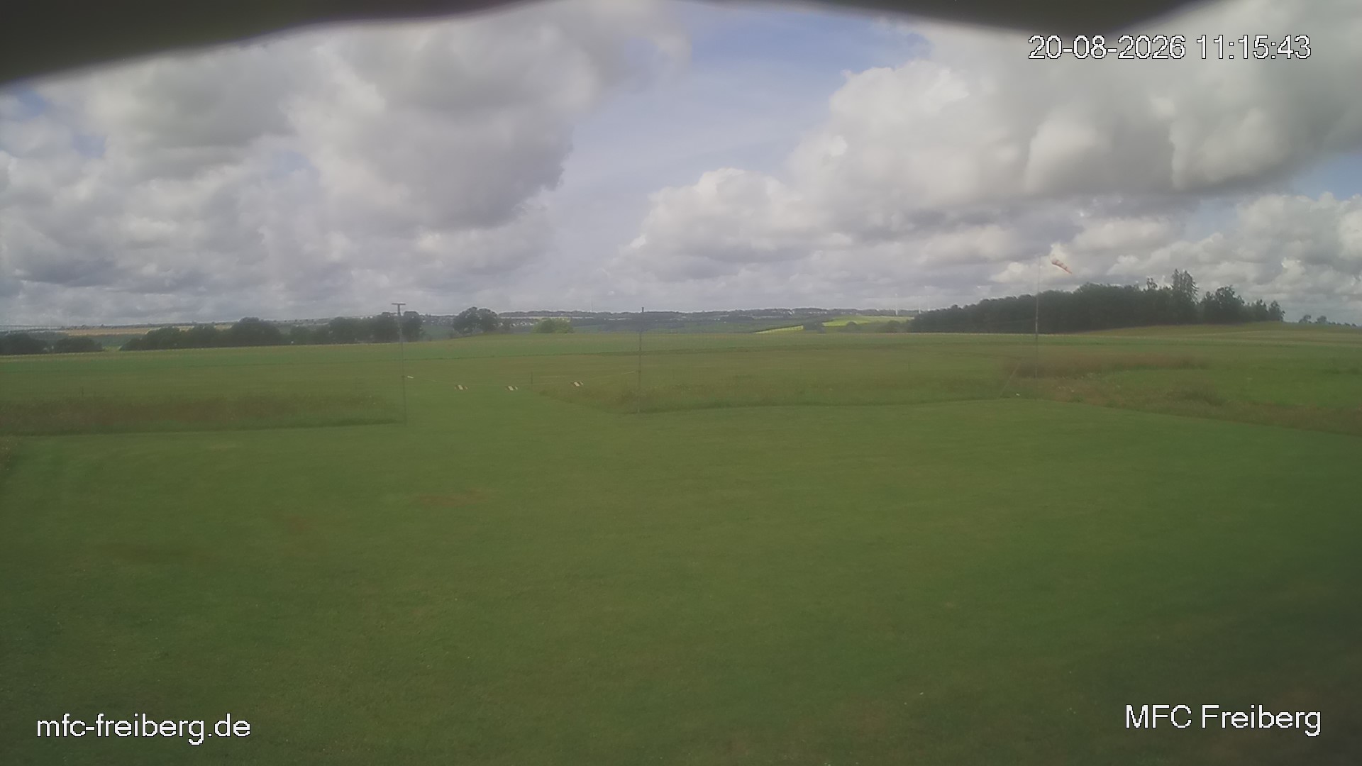 MFC Freiberg Flugplatz Webcam mfc-freiberg-flugplatz-webcam-2026-08-20-11-18.jpg Webcam vom Flugplatz Weissenborn Modellflugsportverein Freiberg