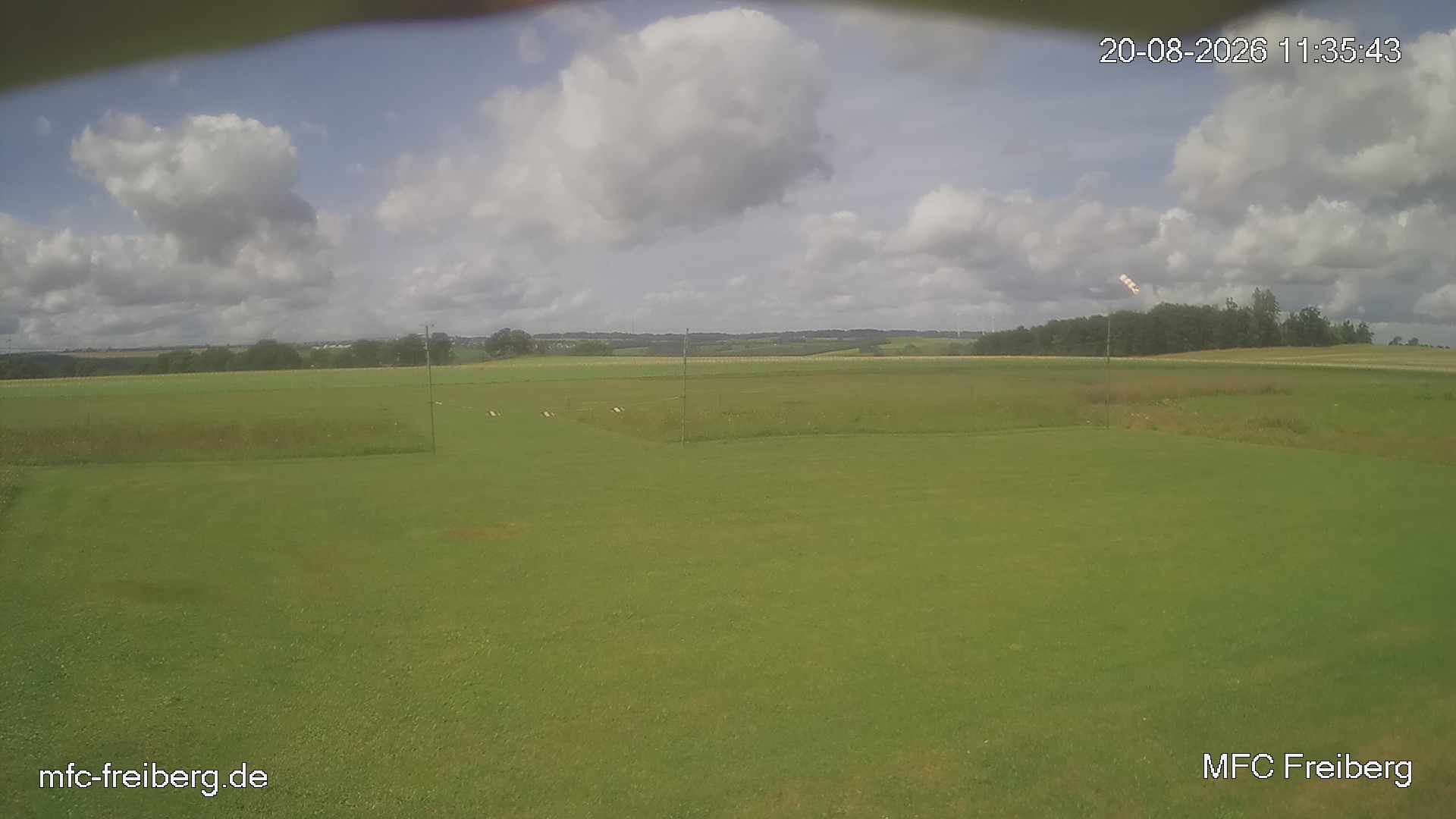 MFC Freiberg Flugplatz Webcam mfc-freiberg-flugplatz-webcam-2026-08-20-11-36.jpg Webcam vom Flugplatz Weissenborn Modellflugsportverein Freiberg