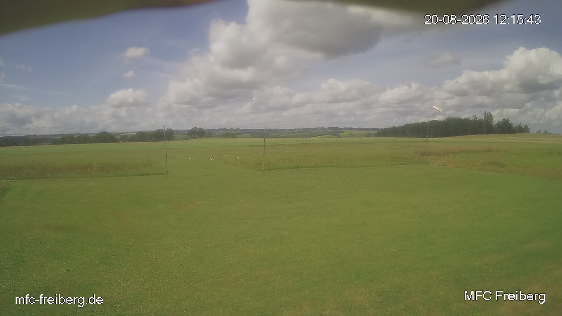 MFC Freiberg Flugplatz Webcam mfc-freiberg-flugplatz-webcam-2026-08-20-12-18.jpg Webcam vom Flugplatz Weissenborn Modellflugsportverein Freiberg