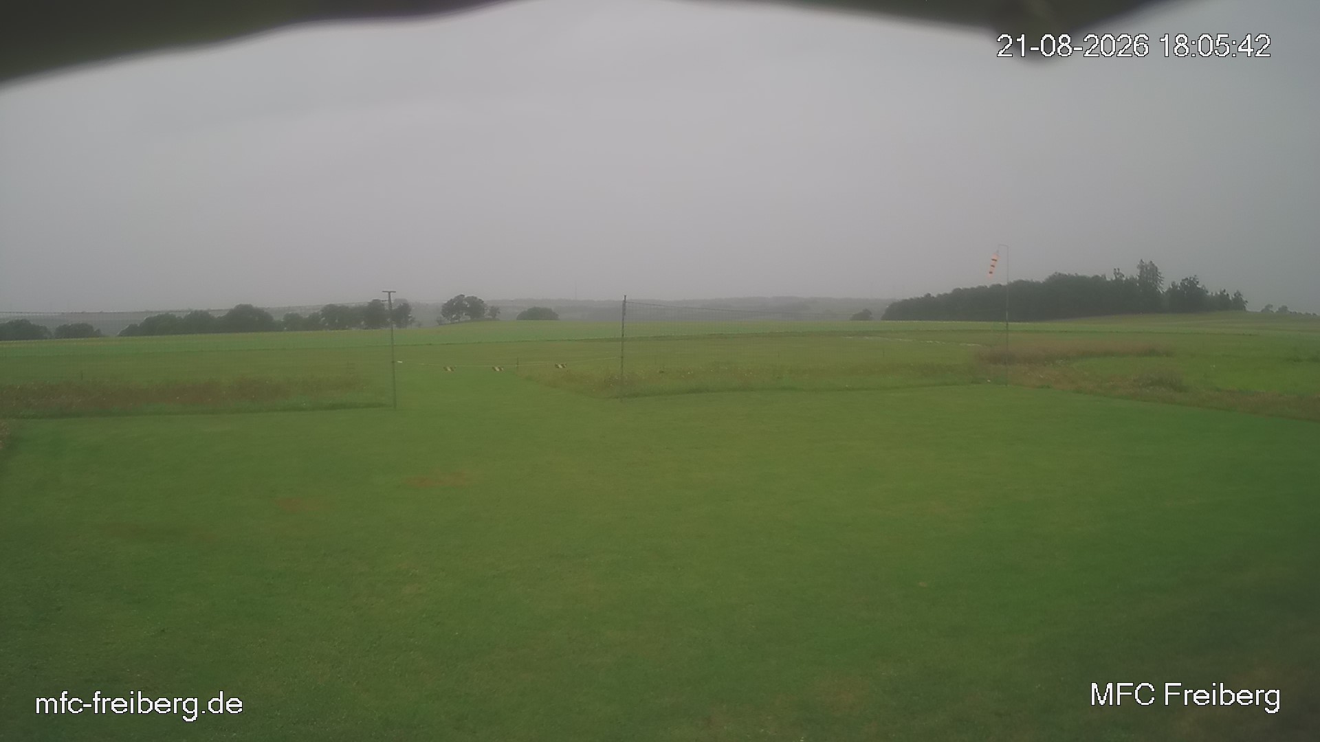 MFC Freiberg Flugplatz Webcam mfc-freiberg-flugplatz-webcam-2026-08-21-18-06.jpg Webcam vom Flugplatz Weissenborn Modellflugsportverein Freiberg