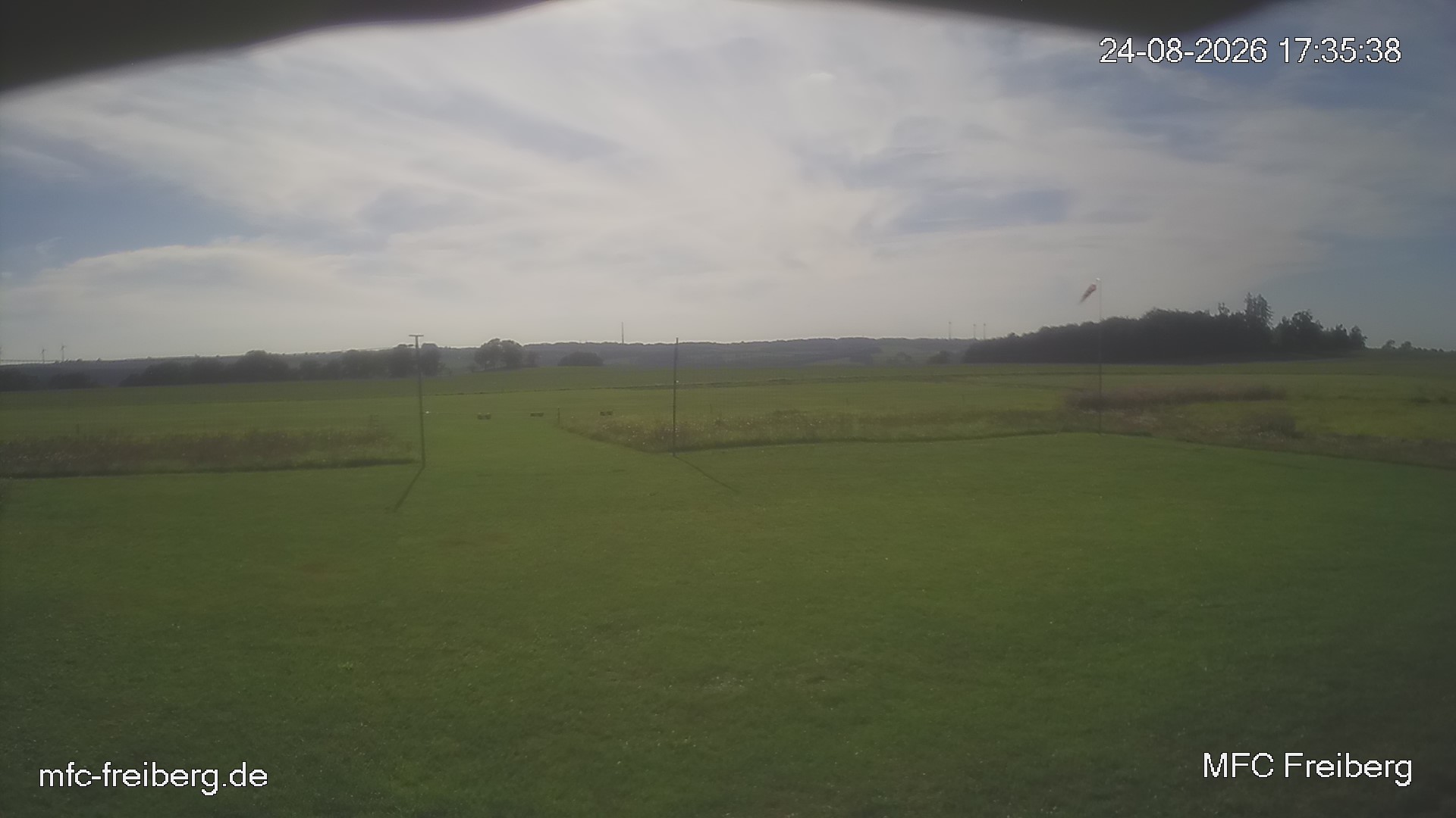 MFC Freiberg Flugplatz Webcam mfc-freiberg-flugplatz-webcam-2026-08-24-17-36.jpg Webcam vom Flugplatz Weissenborn Modellflugsportverein Freiberg