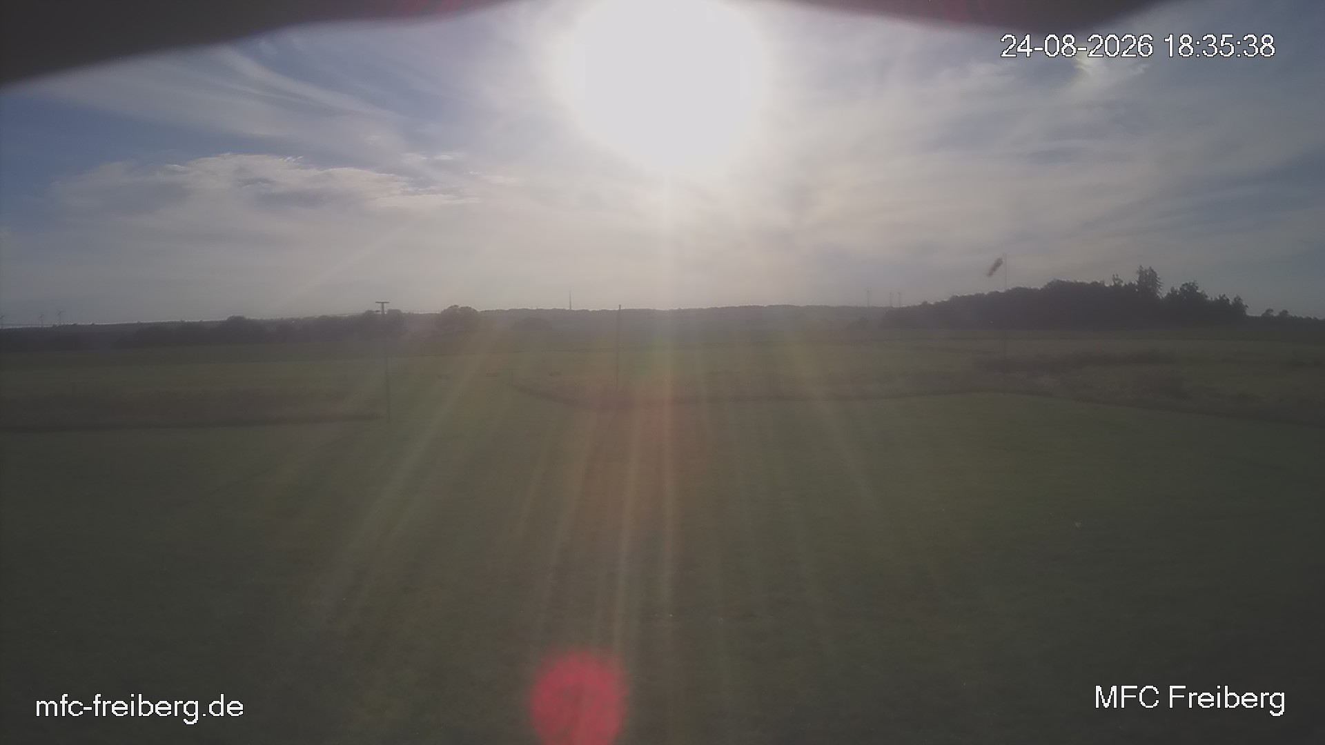 MFC Freiberg Flugplatz Webcam mfc-freiberg-flugplatz-webcam-2026-08-24-18-36.jpg Webcam vom Flugplatz Weissenborn Modellflugsportverein Freiberg