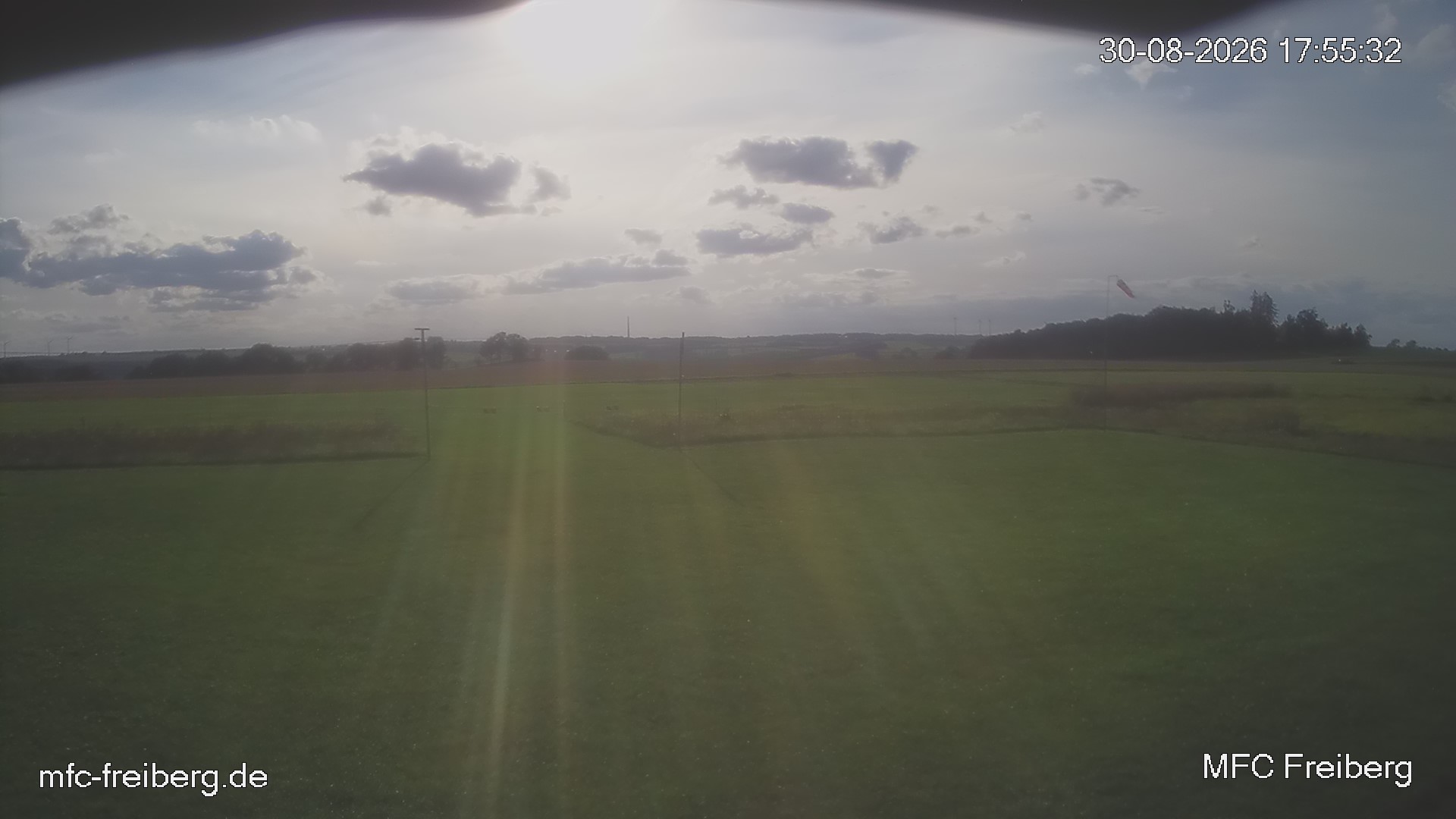 MFC Freiberg Flugplatz Webcam mfc-freiberg-flugplatz-webcam-2026-08-30-17-57.jpg Webcam vom Flugplatz Weissenborn Modellflugsportverein Freiberg