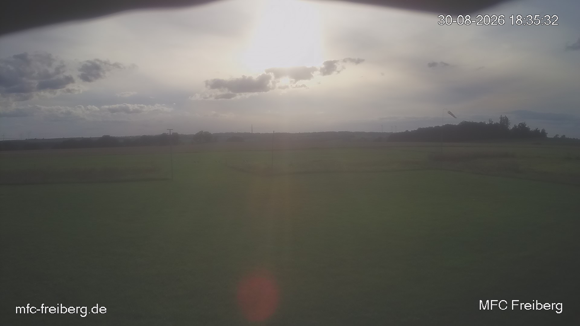 MFC Freiberg Flugplatz Webcam mfc-freiberg-flugplatz-webcam-2026-08-30-18-36.jpg Webcam vom Flugplatz Weissenborn Modellflugsportverein Freiberg