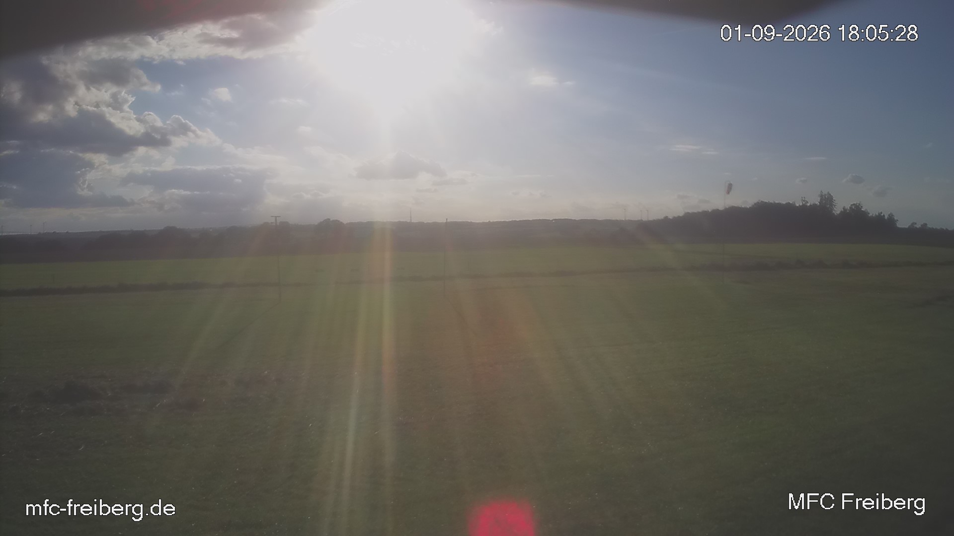 MFC Freiberg Flugplatz Webcam mfc-freiberg-flugplatz-webcam-2026-09-01-18-06.jpg Webcam vom Flugplatz Weissenborn Modellflugsportverein Freiberg