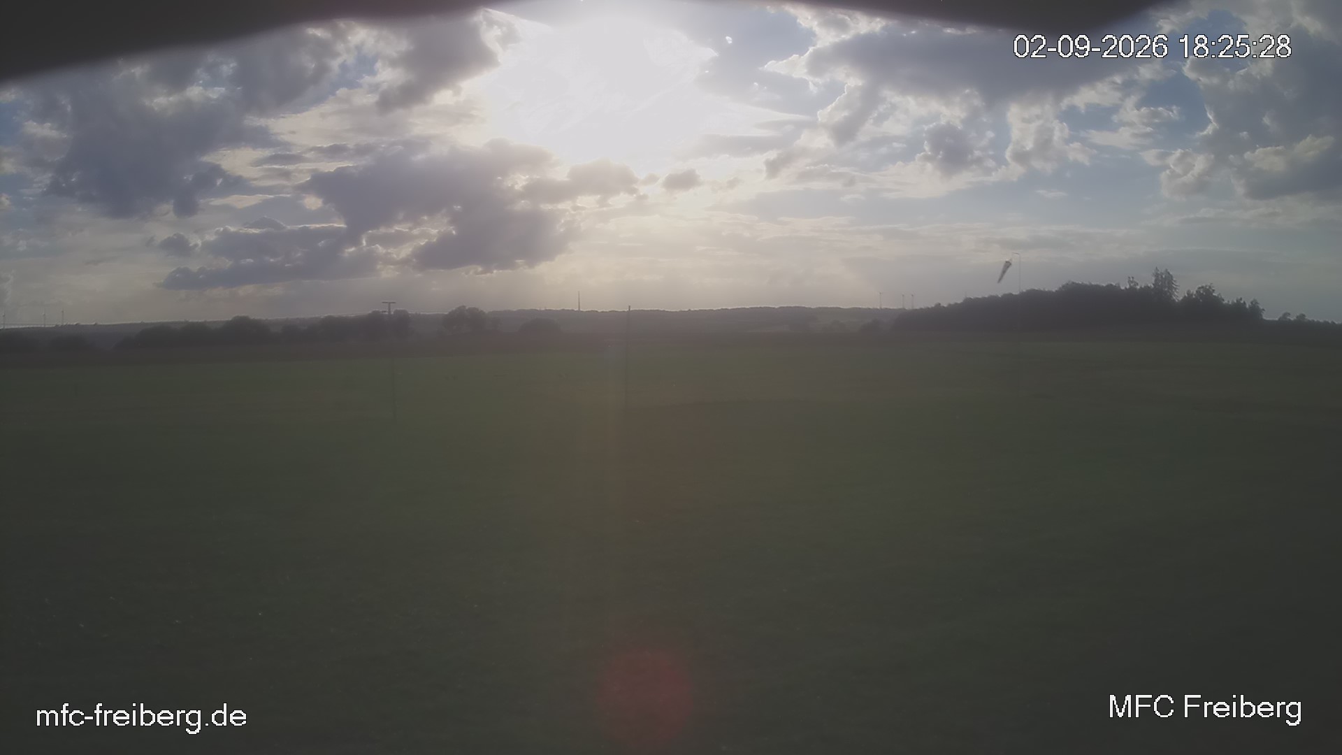MFC Freiberg Flugplatz Webcam mfc-freiberg-flugplatz-webcam-2026-09-02-18-27.jpg Webcam vom Flugplatz Weissenborn Modellflugsportverein Freiberg