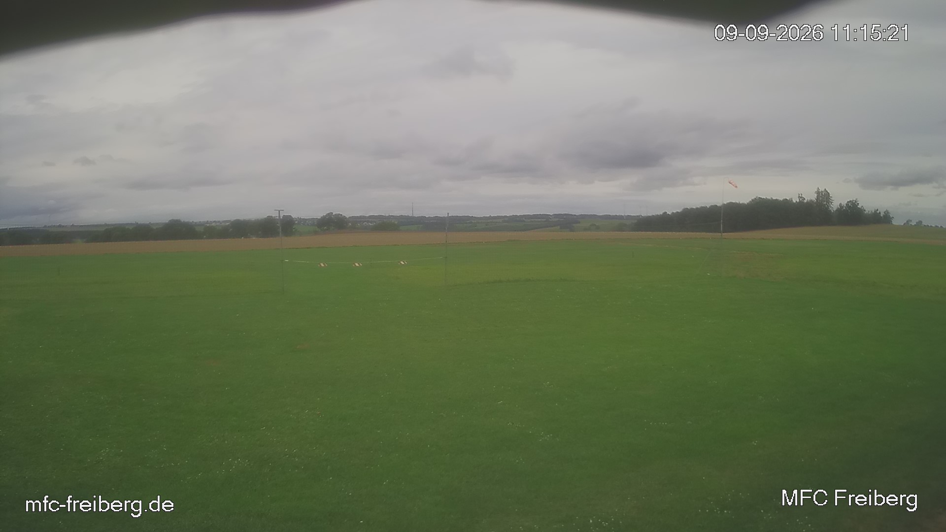 MFC Freiberg Flugplatz Webcam mfc-freiberg-flugplatz-webcam-2026-09-09-11-18.jpg Webcam vom Flugplatz Weissenborn Modellflugsportverein Freiberg