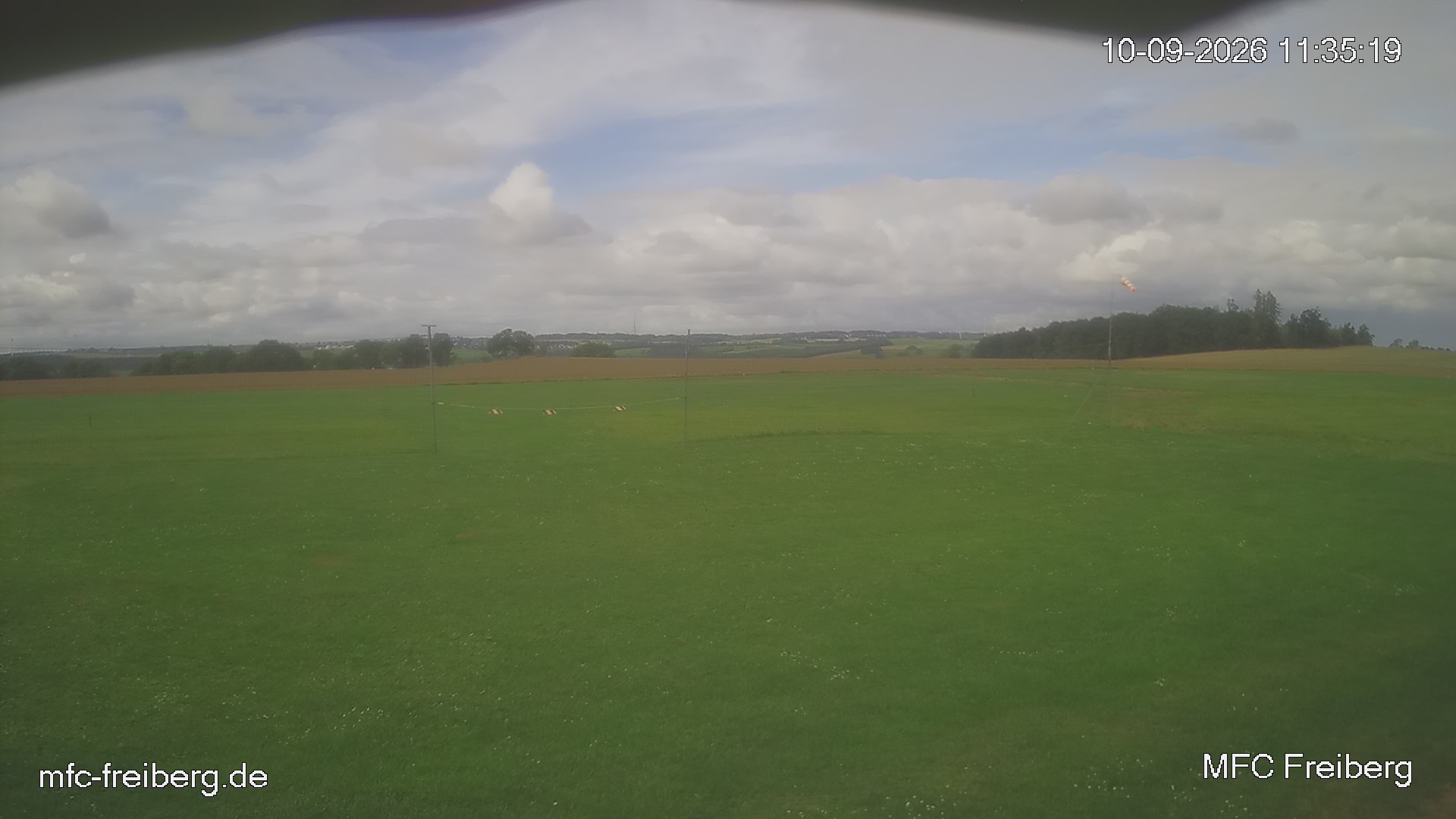 MFC Freiberg Flugplatz Webcam mfc-freiberg-flugplatz-webcam-2026-09-10-11-36.jpg Webcam vom Flugplatz Weissenborn Modellflugsportverein Freiberg