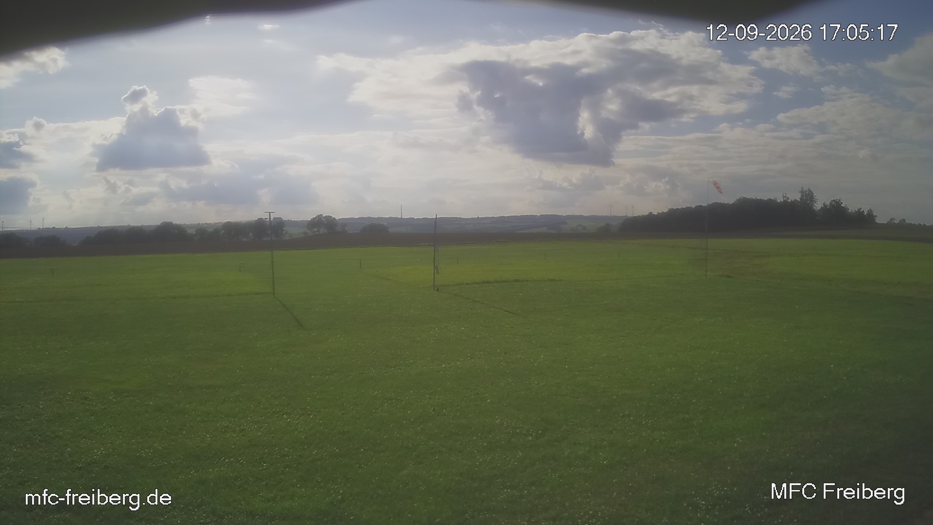 MFC Freiberg Flugplatz Webcam mfc-freiberg-flugplatz-webcam-2026-09-12-17-06.jpg Webcam vom Flugplatz Weissenborn Modellflugsportverein Freiberg