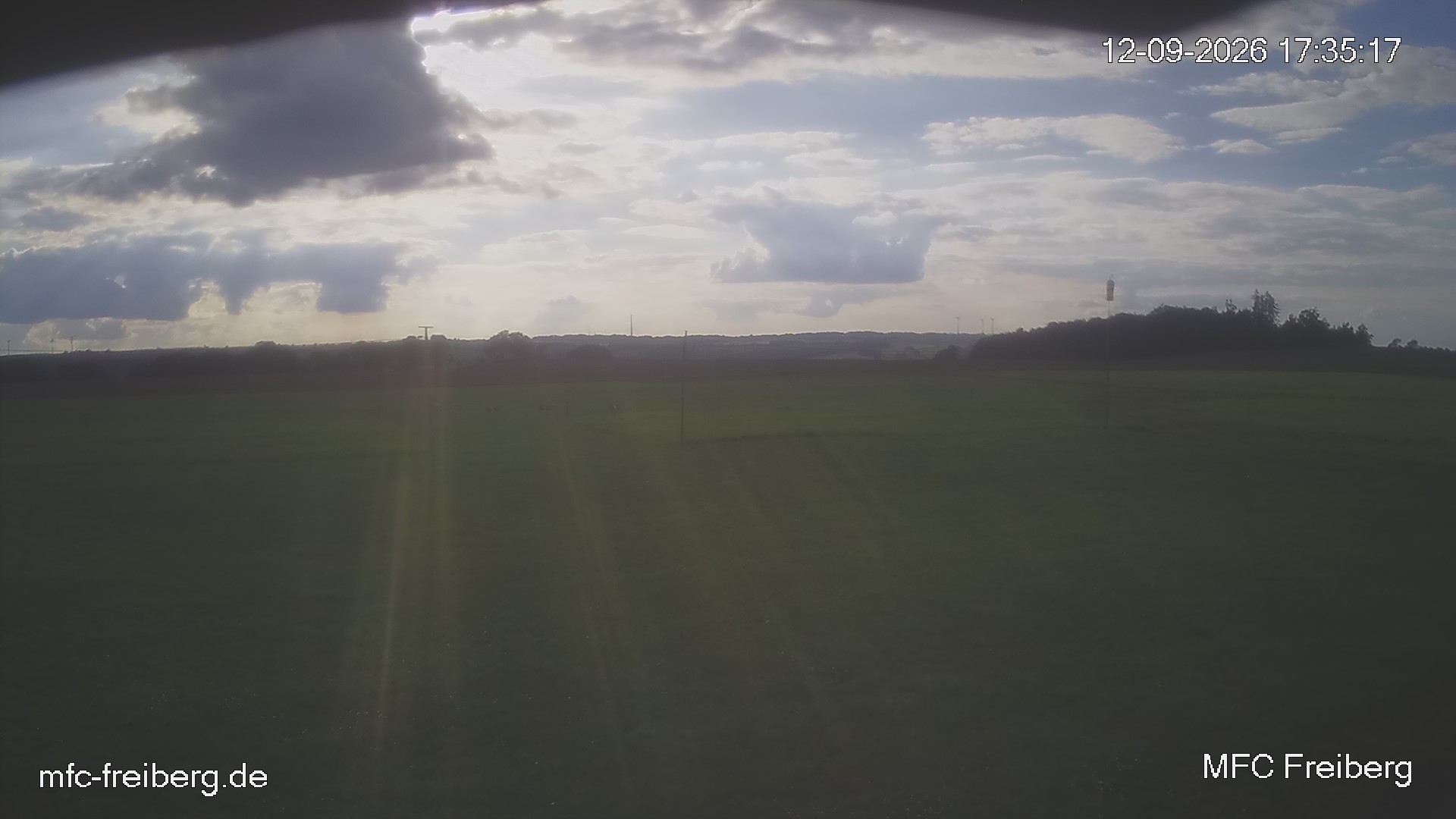 MFC Freiberg Flugplatz Webcam mfc-freiberg-flugplatz-webcam-2026-09-12-17-36.jpg Webcam vom Flugplatz Weissenborn Modellflugsportverein Freiberg
