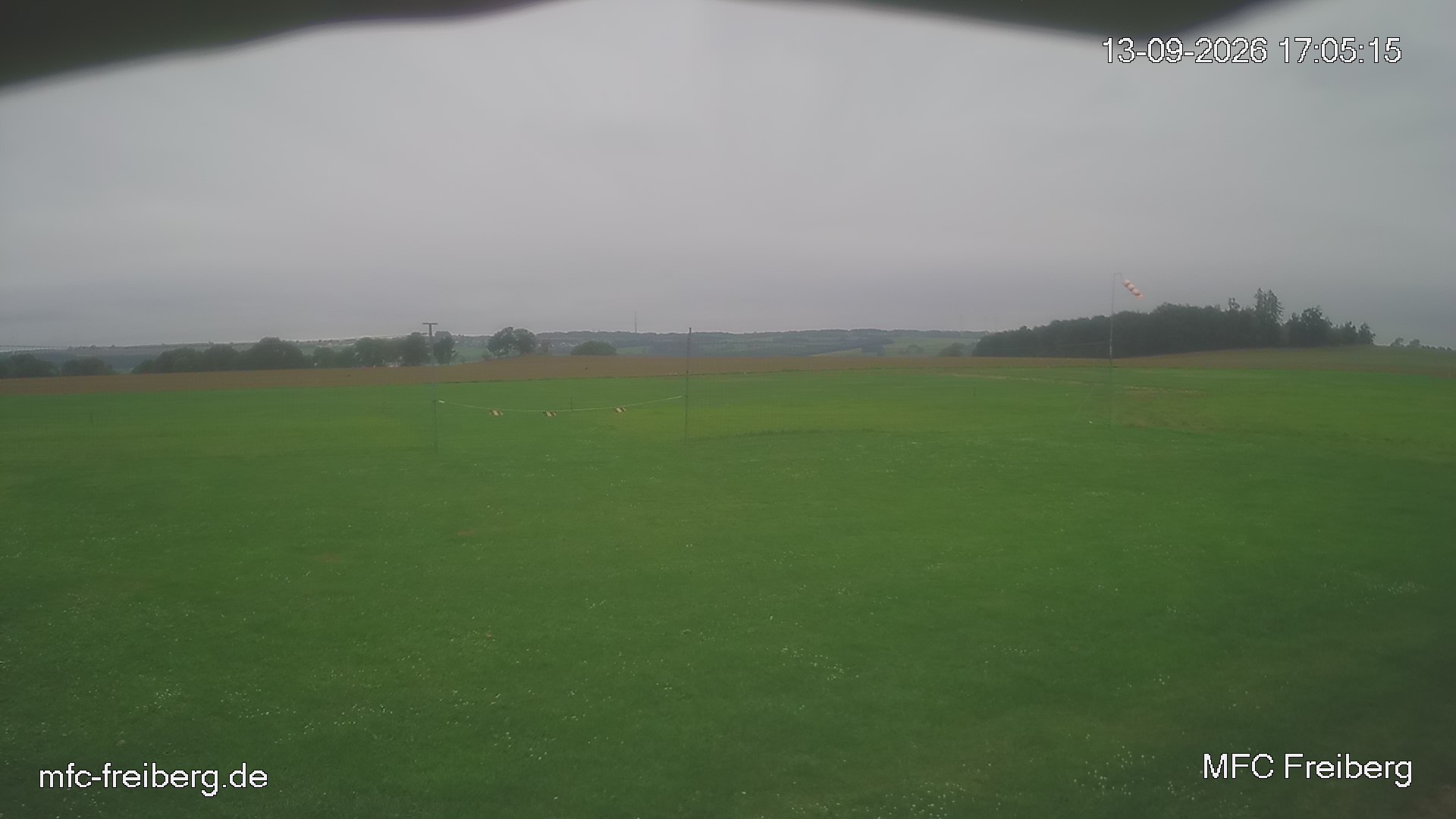 MFC Freiberg Flugplatz Webcam mfc-freiberg-flugplatz-webcam-2026-09-13-17-06.jpg Webcam vom Flugplatz Weissenborn Modellflugsportverein Freiberg