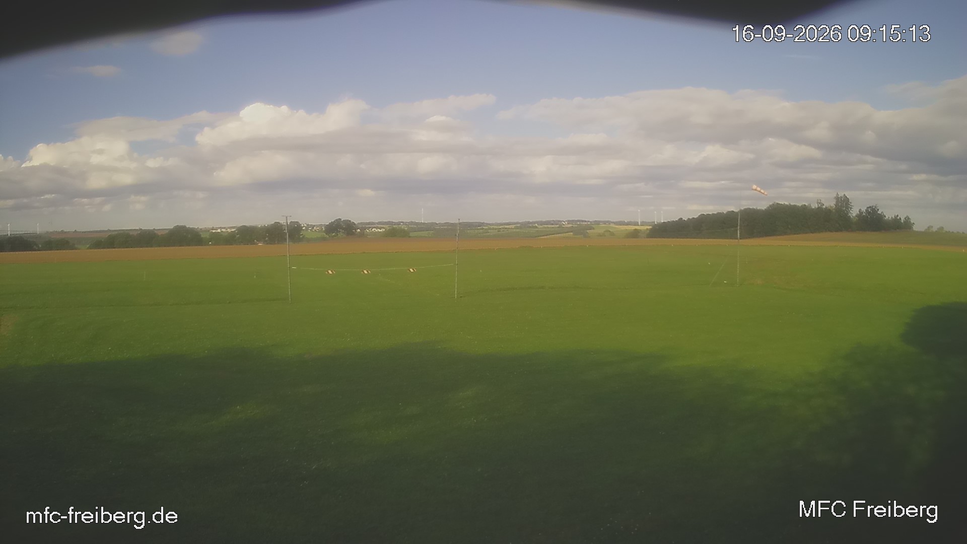 MFC Freiberg Flugplatz Webcam mfc-freiberg-flugplatz-webcam-2026-09-16-09-18.jpg Webcam vom Flugplatz Weissenborn Modellflugsportverein Freiberg