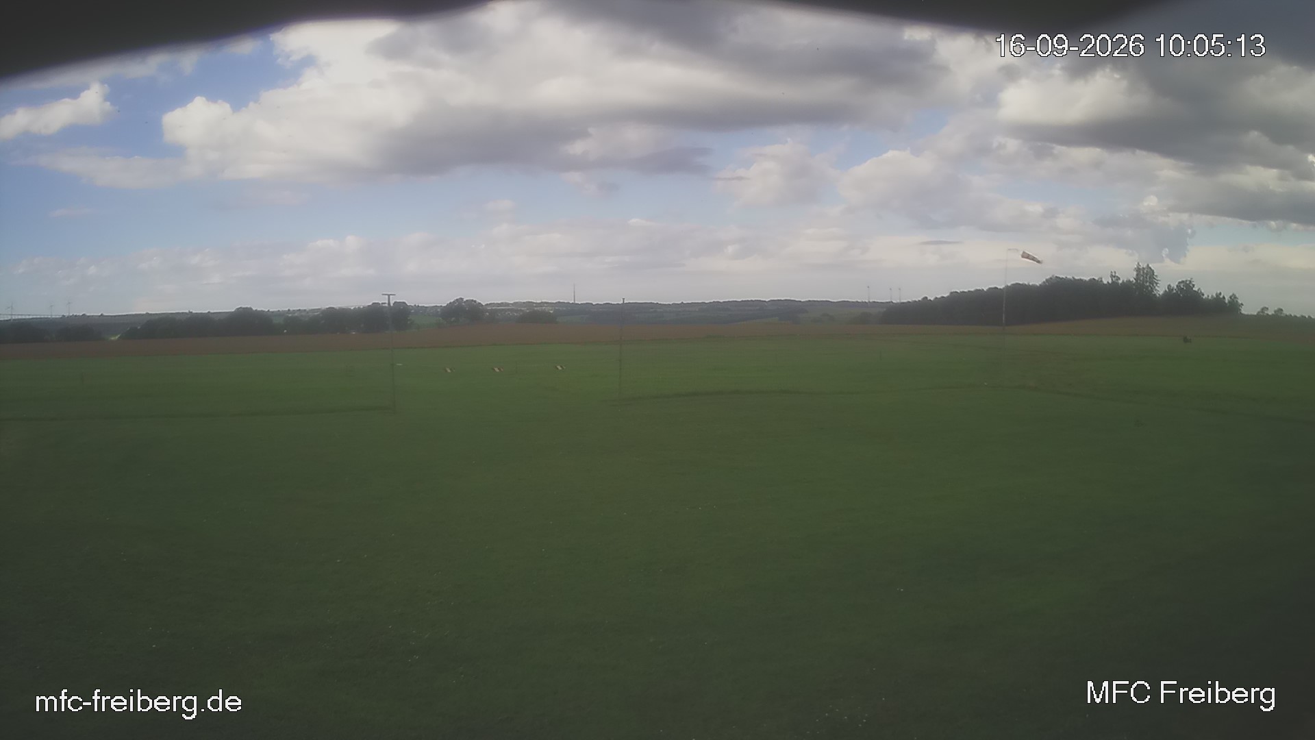 MFC Freiberg Flugplatz Webcam mfc-freiberg-flugplatz-webcam-2026-09-16-10-06.jpg Webcam vom Flugplatz Weissenborn Modellflugsportverein Freiberg