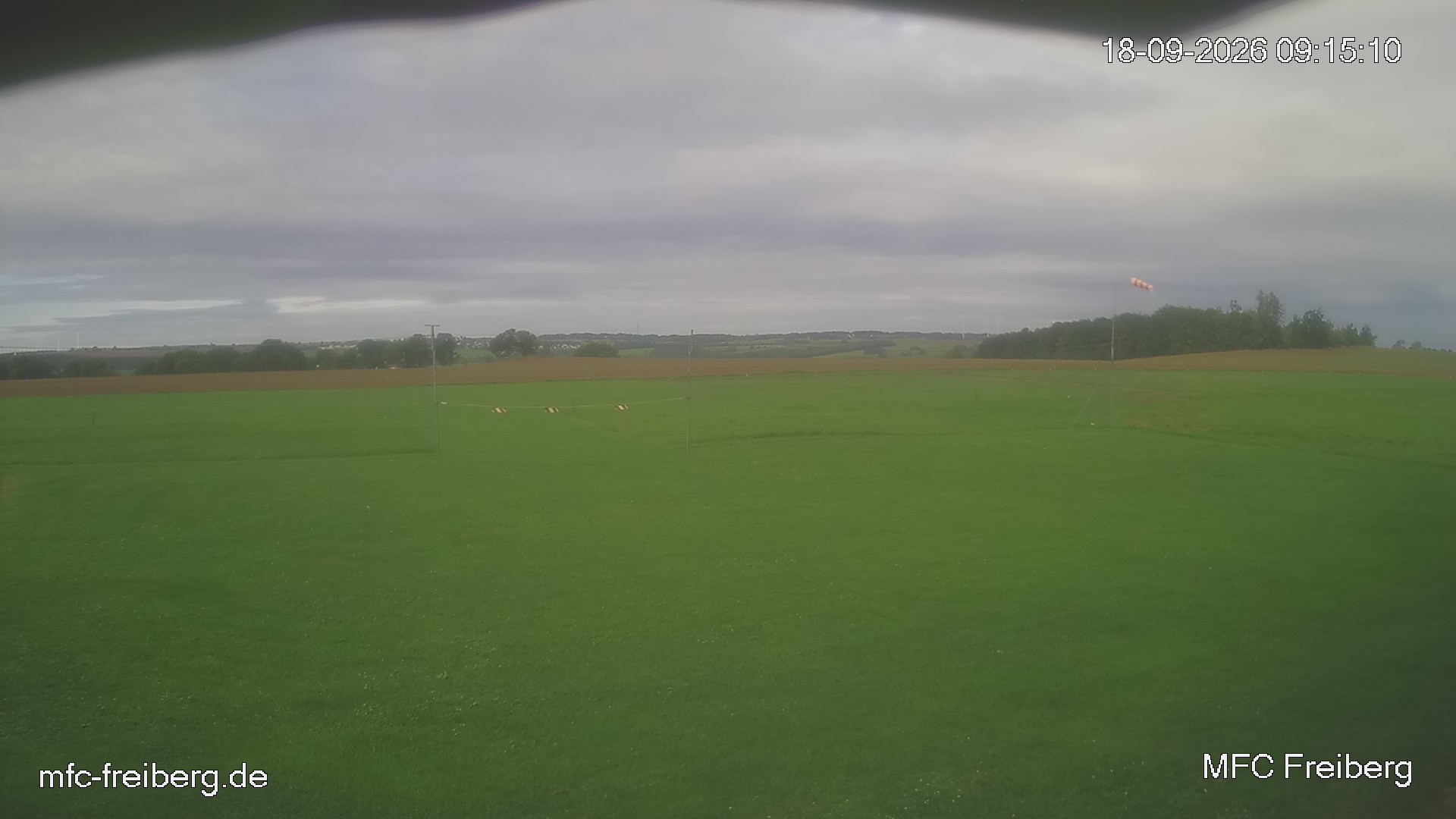 MFC Freiberg Flugplatz Webcam mfc-freiberg-flugplatz-webcam-2026-09-18-09-18.jpg Webcam vom Flugplatz Weissenborn Modellflugsportverein Freiberg
