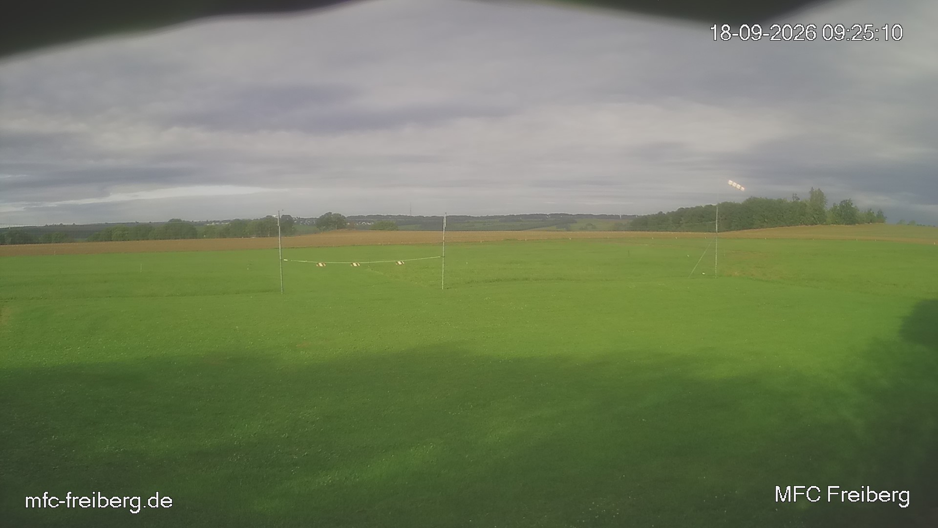 MFC Freiberg Flugplatz Webcam mfc-freiberg-flugplatz-webcam-2026-09-18-09-27.jpg Webcam vom Flugplatz Weissenborn Modellflugsportverein Freiberg