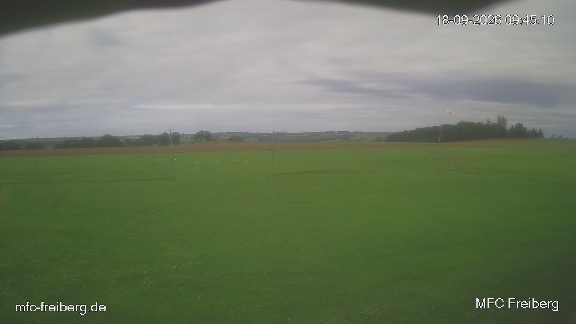 MFC Freiberg Flugplatz Webcam mfc-freiberg-flugplatz-webcam-2026-09-18-09-48.jpg Webcam vom Flugplatz Weissenborn Modellflugsportverein Freiberg