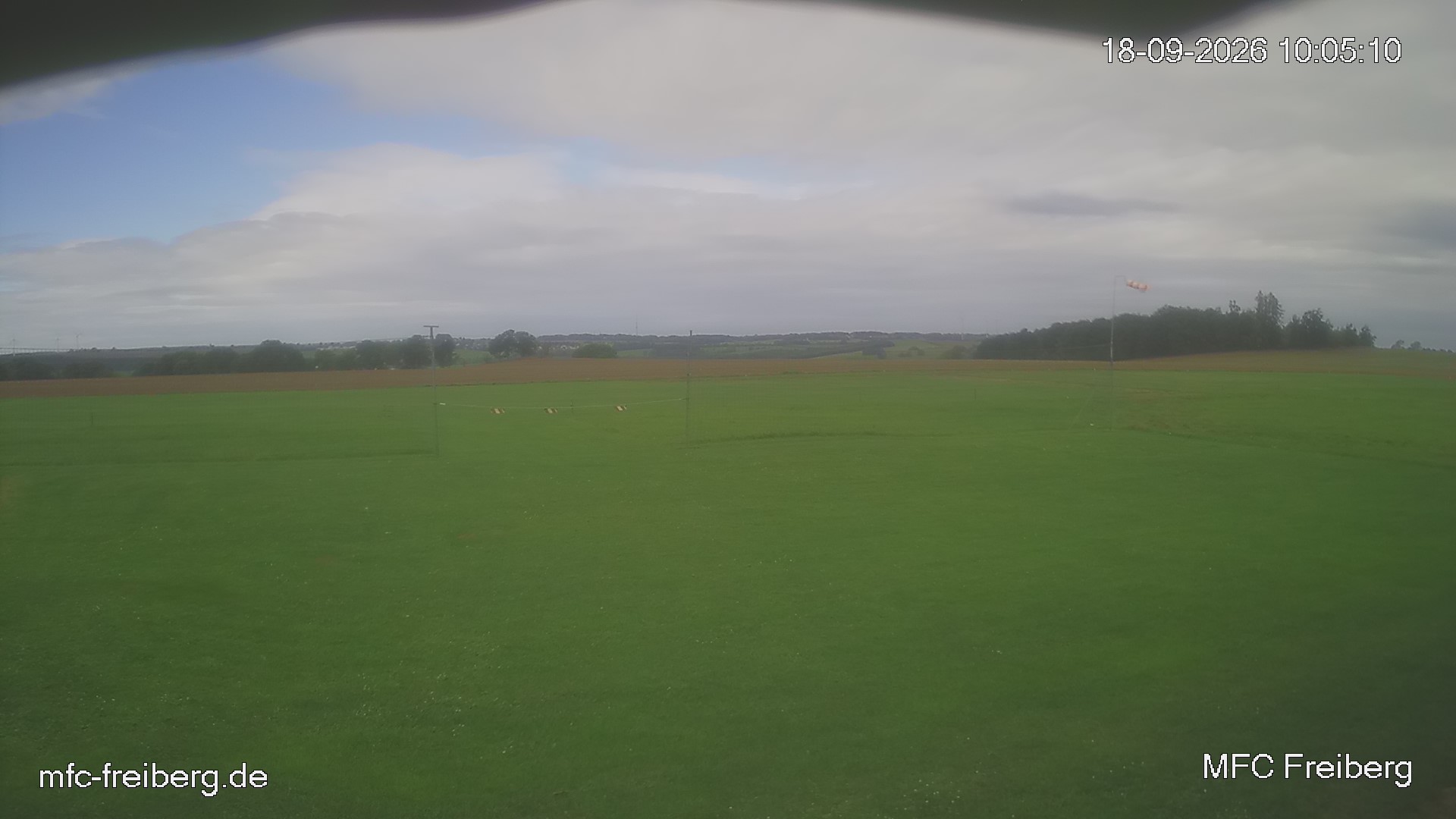 MFC Freiberg Flugplatz Webcam mfc-freiberg-flugplatz-webcam-2026-09-18-10-06.jpg Webcam vom Flugplatz Weissenborn Modellflugsportverein Freiberg