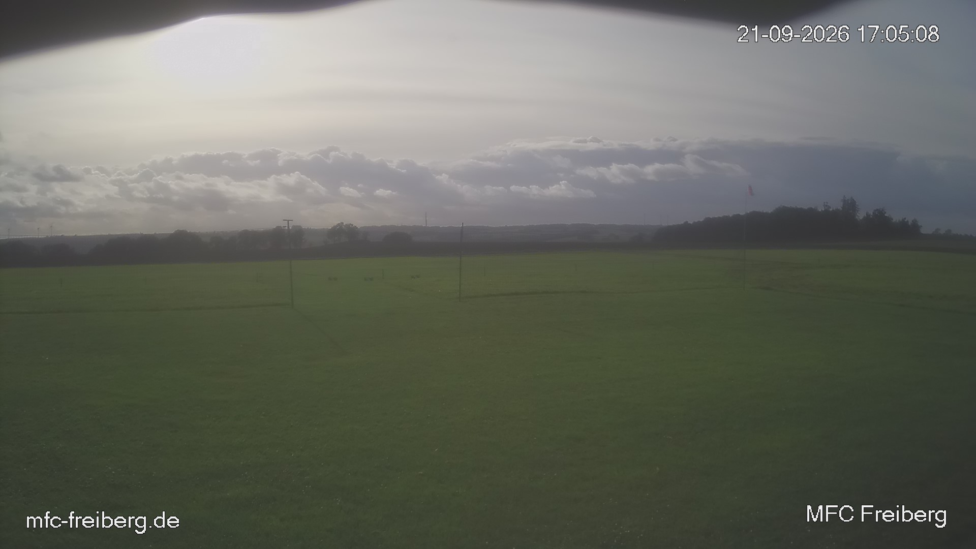 MFC Freiberg Flugplatz Webcam mfc-freiberg-flugplatz-webcam-2026-09-21-17-06.jpg Webcam vom Flugplatz Weissenborn Modellflugsportverein Freiberg