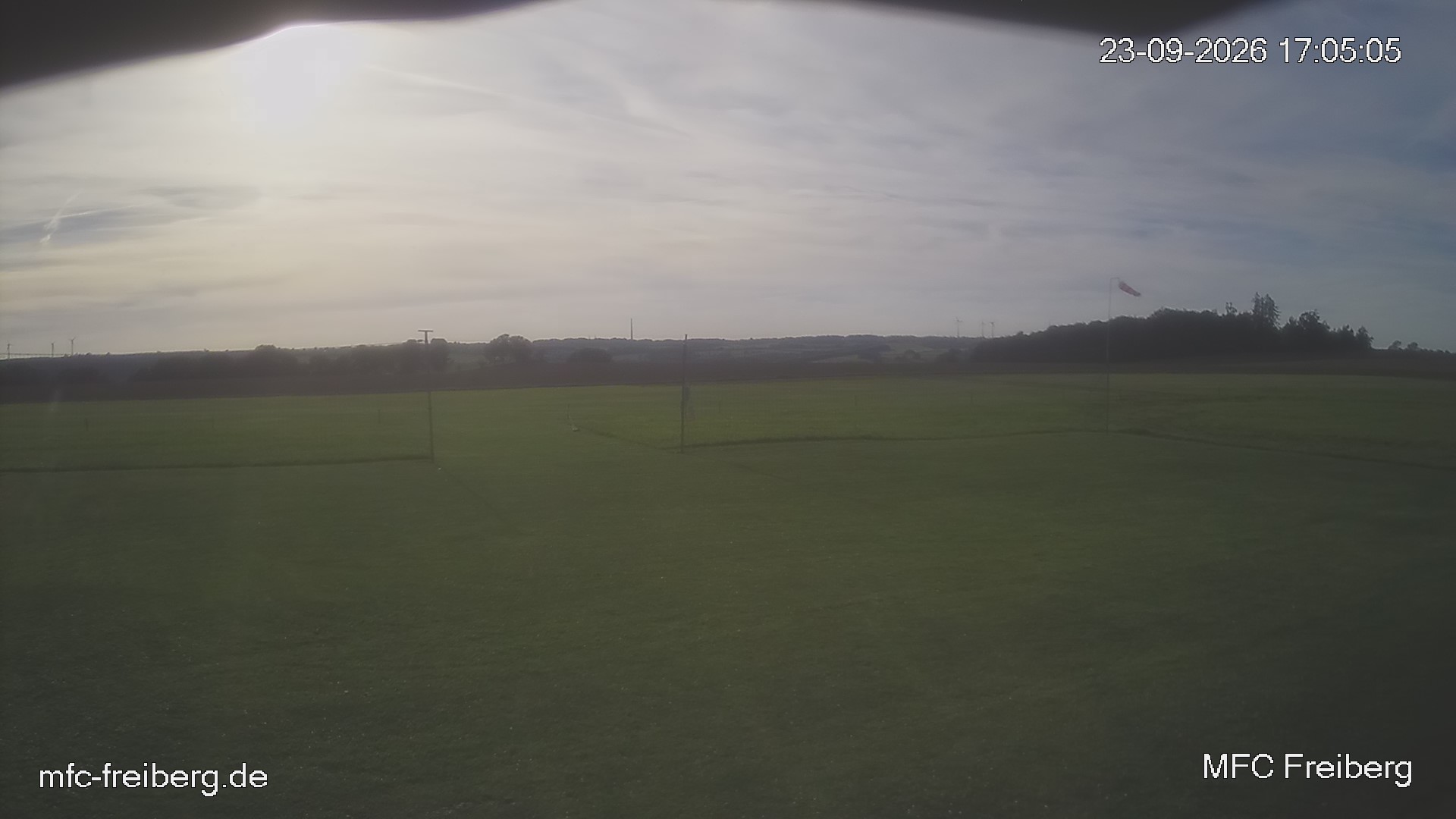 MFC Freiberg Flugplatz Webcam mfc-freiberg-flugplatz-webcam-2026-09-23-17-06.jpg Webcam vom Flugplatz Weissenborn Modellflugsportverein Freiberg