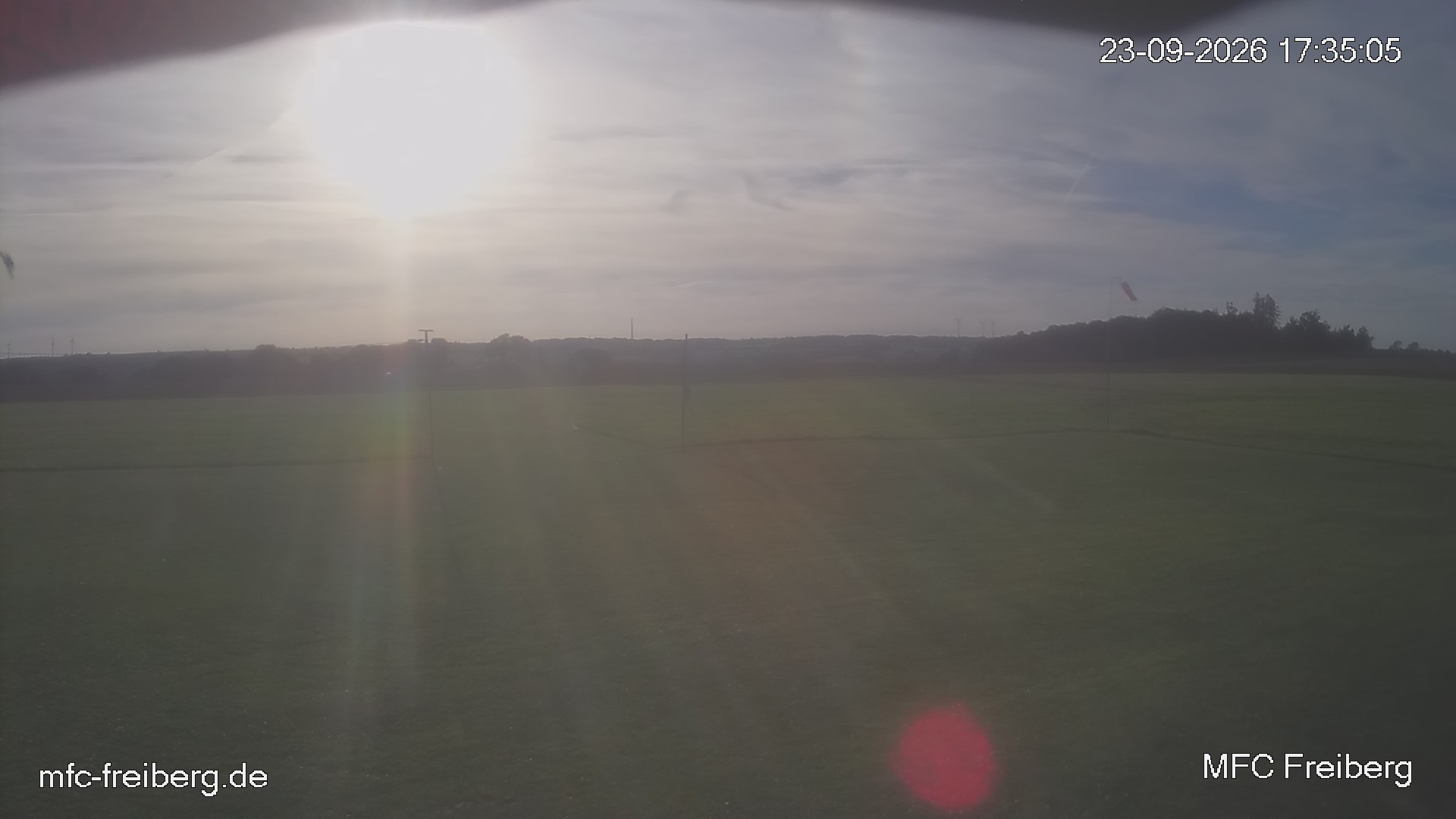 MFC Freiberg Flugplatz Webcam mfc-freiberg-flugplatz-webcam-2026-09-23-17-36.jpg Webcam vom Flugplatz Weissenborn Modellflugsportverein Freiberg